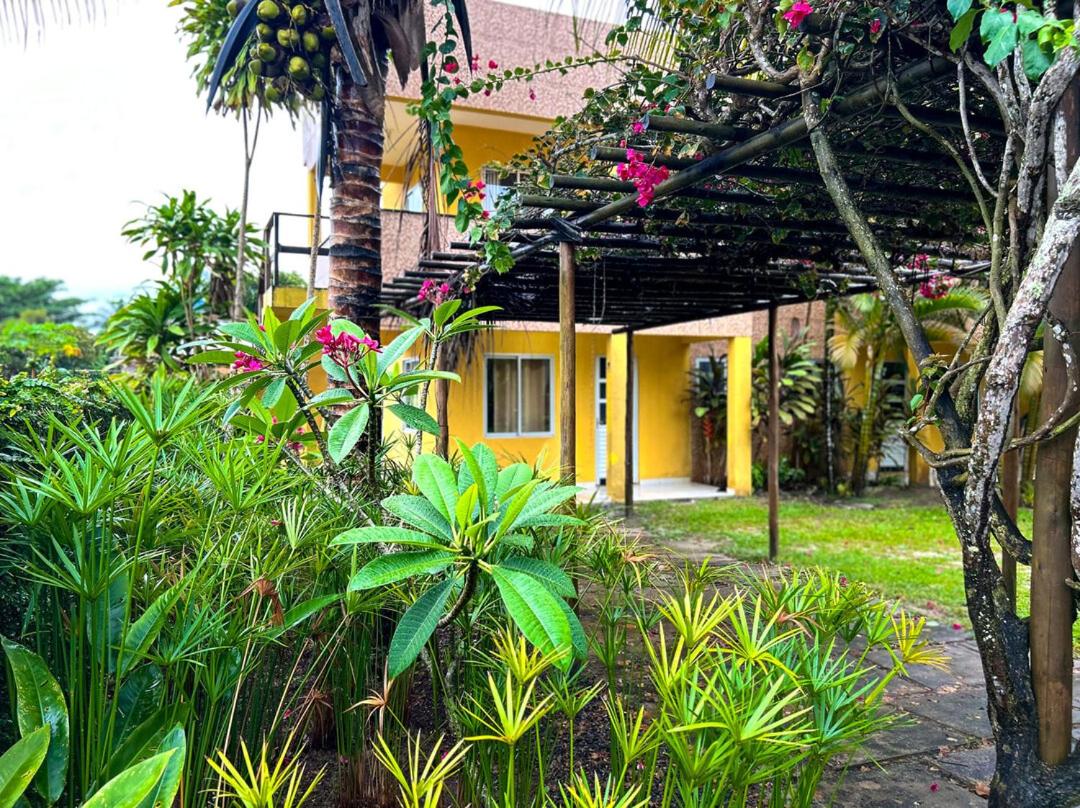 Otimo flat c WiFi 400 metros da praia em Ilheus BA