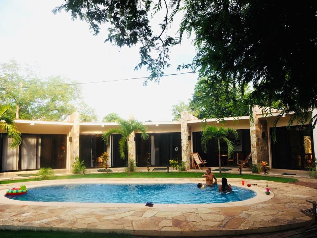 Photo 44