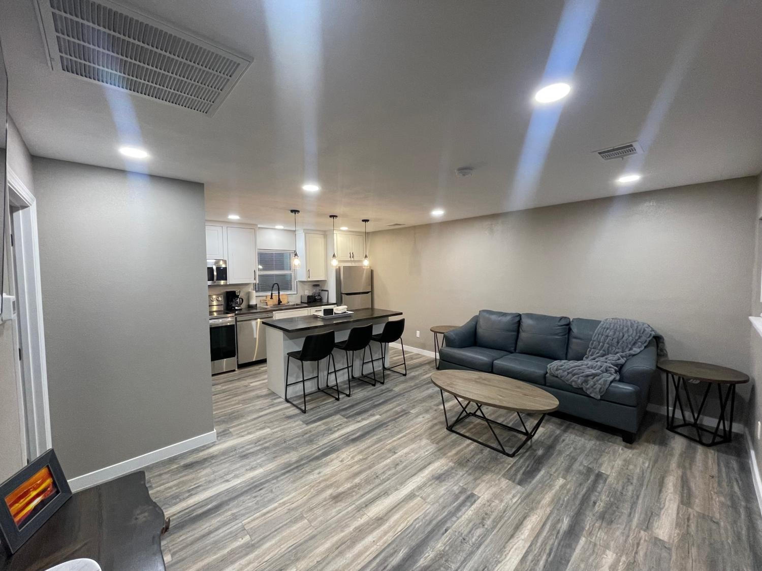 Apt 4 - High Plains Lodge at Nomad Landing