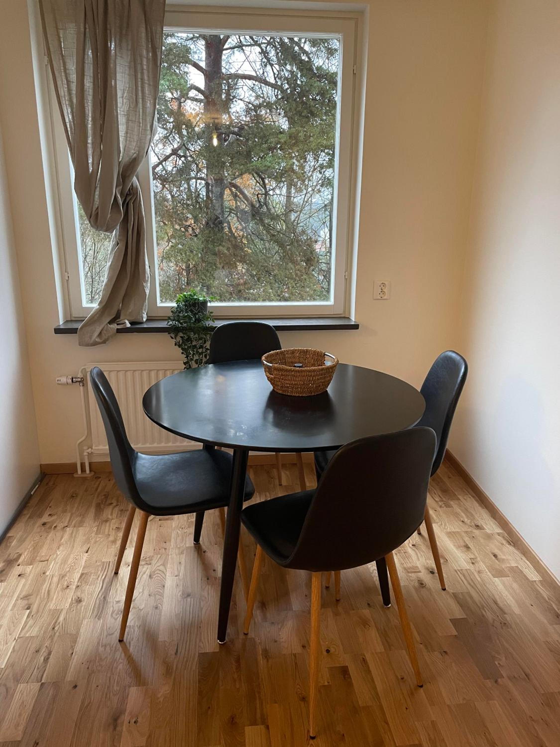 3 rooms apartment view 3