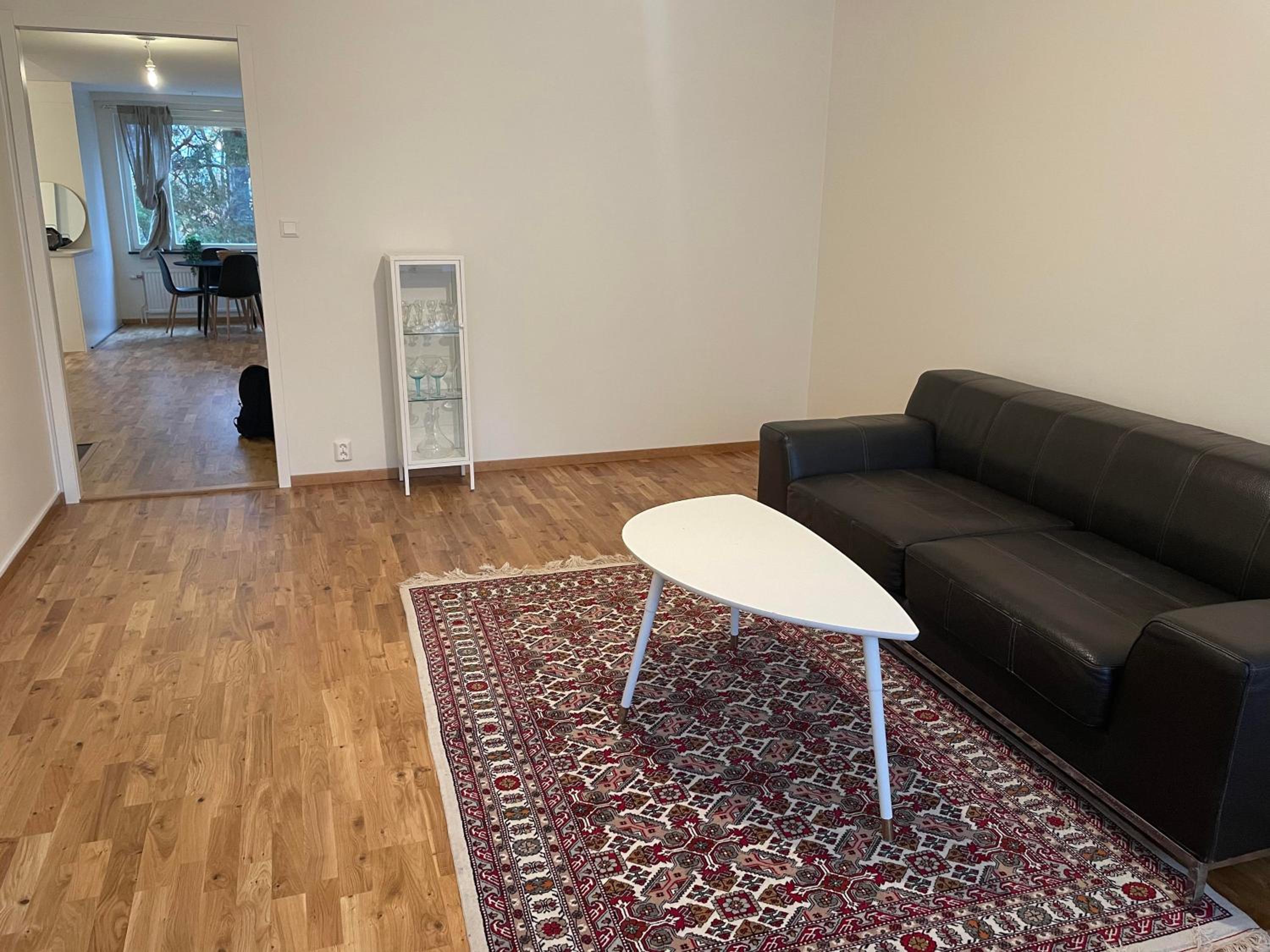 3 rooms apartment view 4