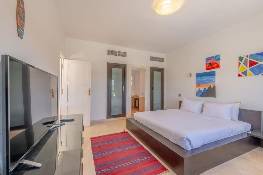 Golf Luxury villa with private pool