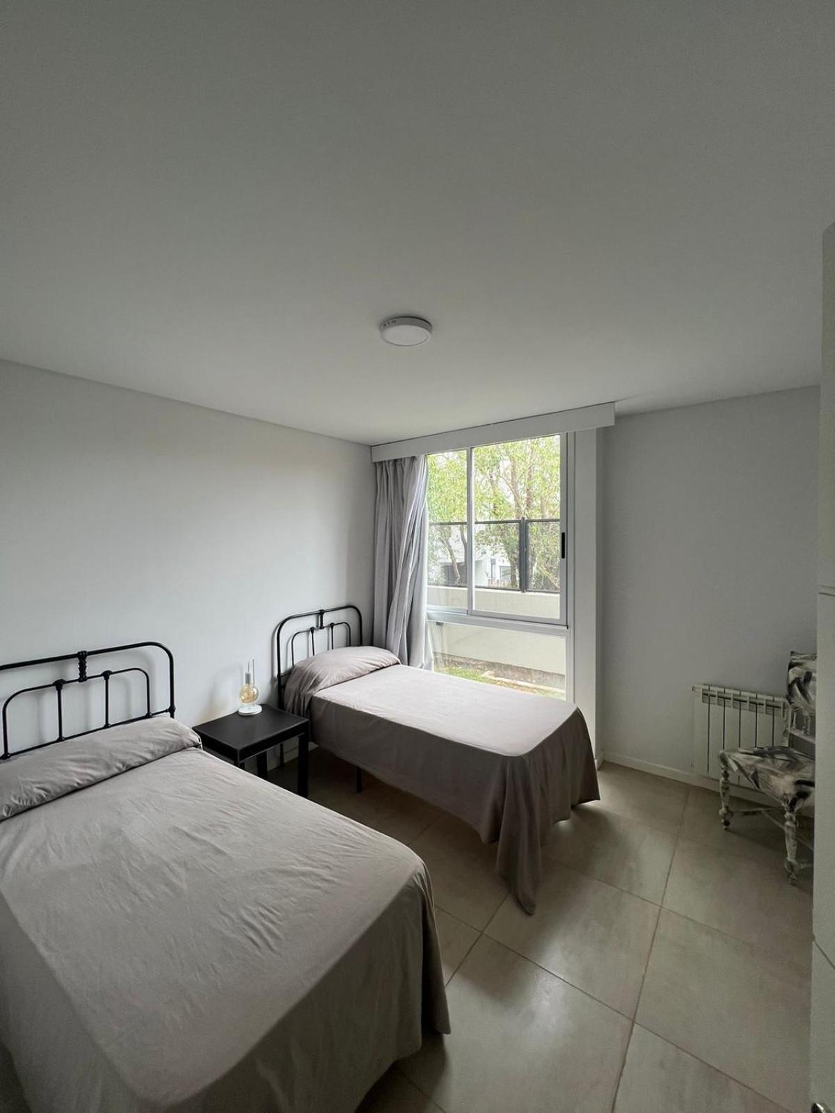 Departamento impecable ,complejo cerrado, asador y pileta