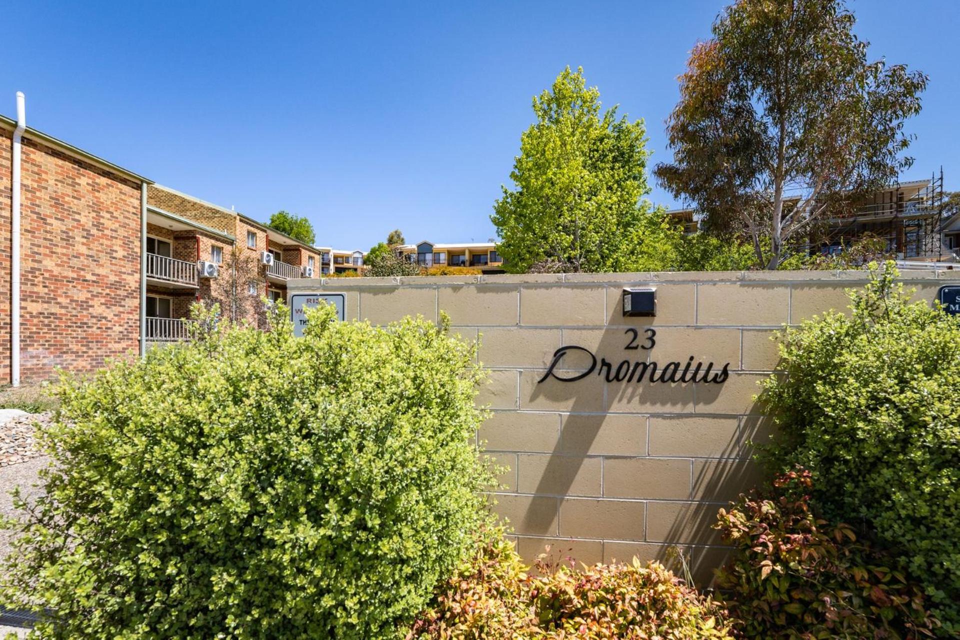 Dromaius 5 - 3BR Townhouse l Lake Views l Spa Bath l WiFi l BBQ
