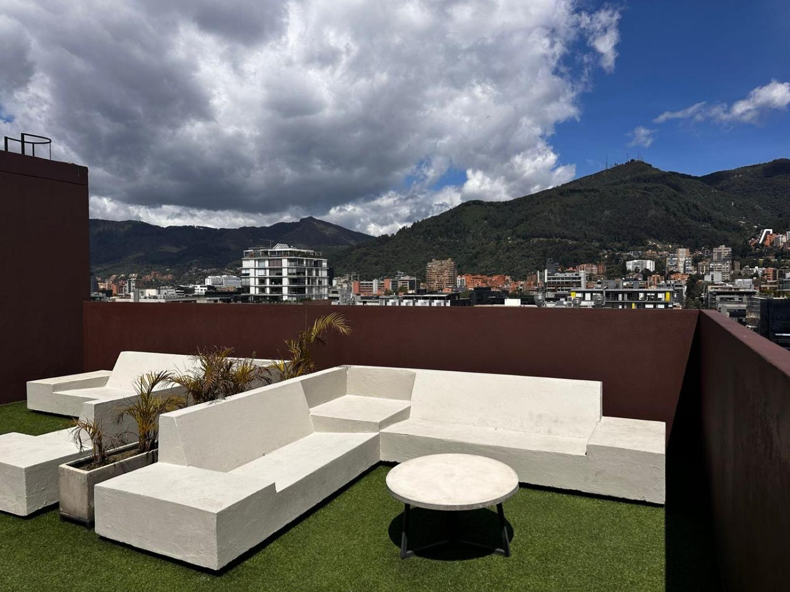 ACOGEDOR APARTAMENTO EN LA 93