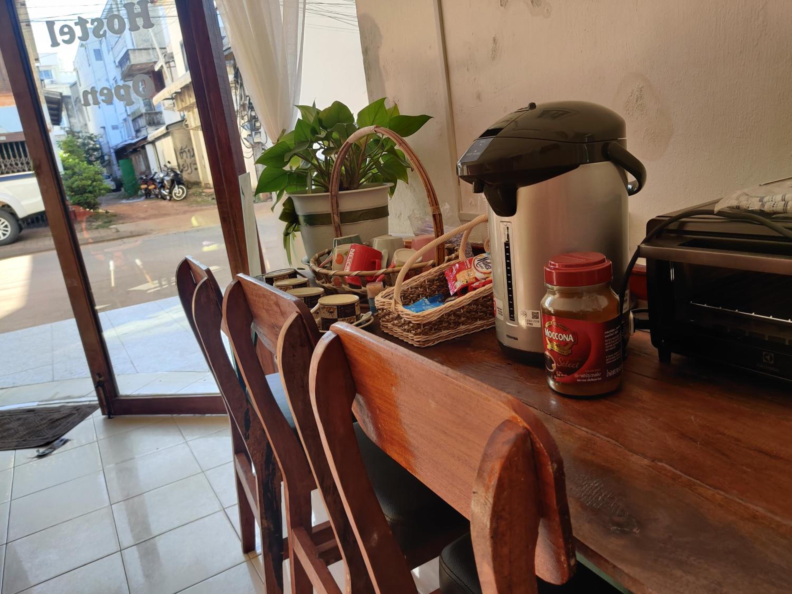 Via Pakse Hostel & Cafe