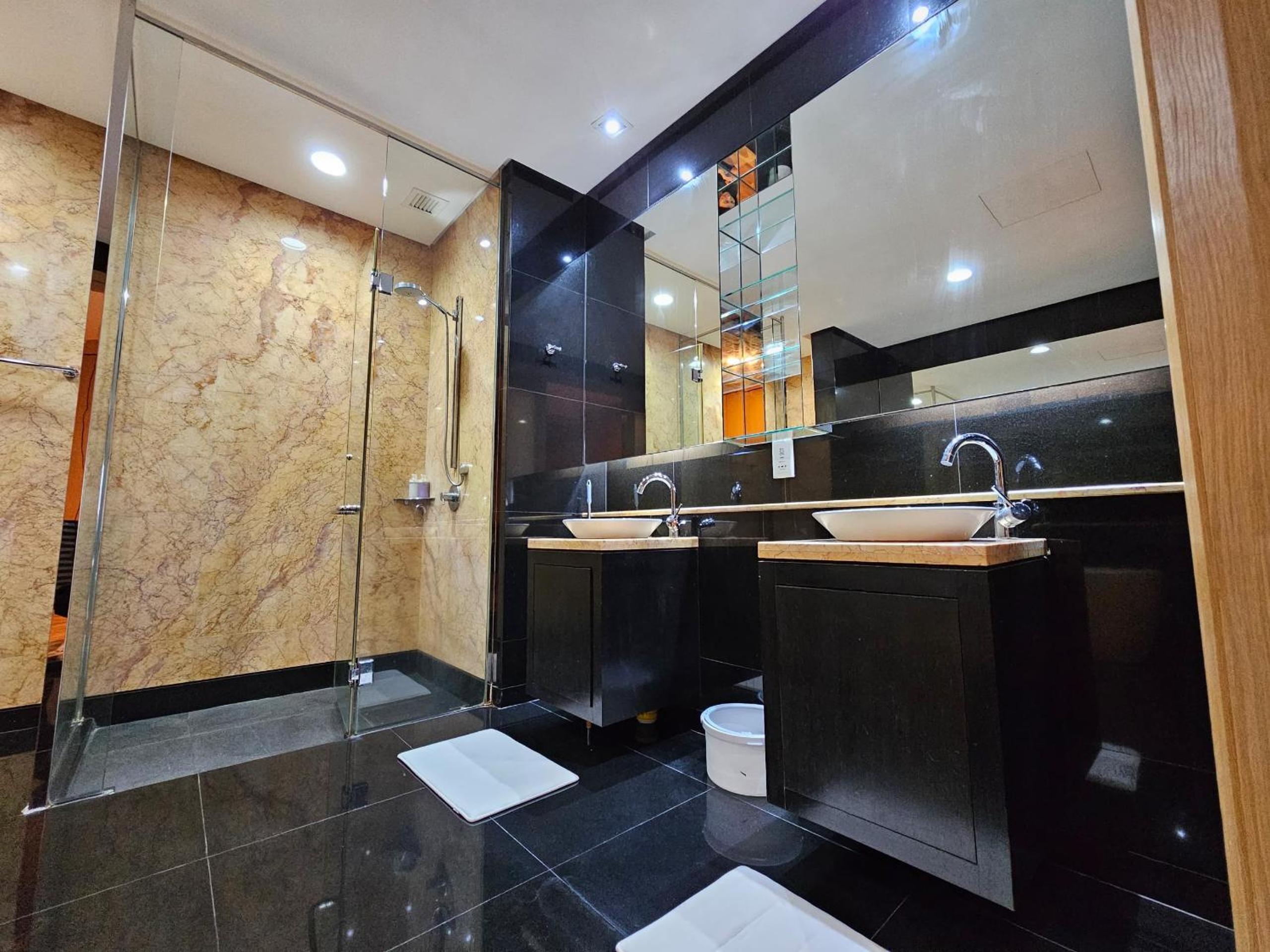 Luxurious Apartment St Mary Residences Resort Style