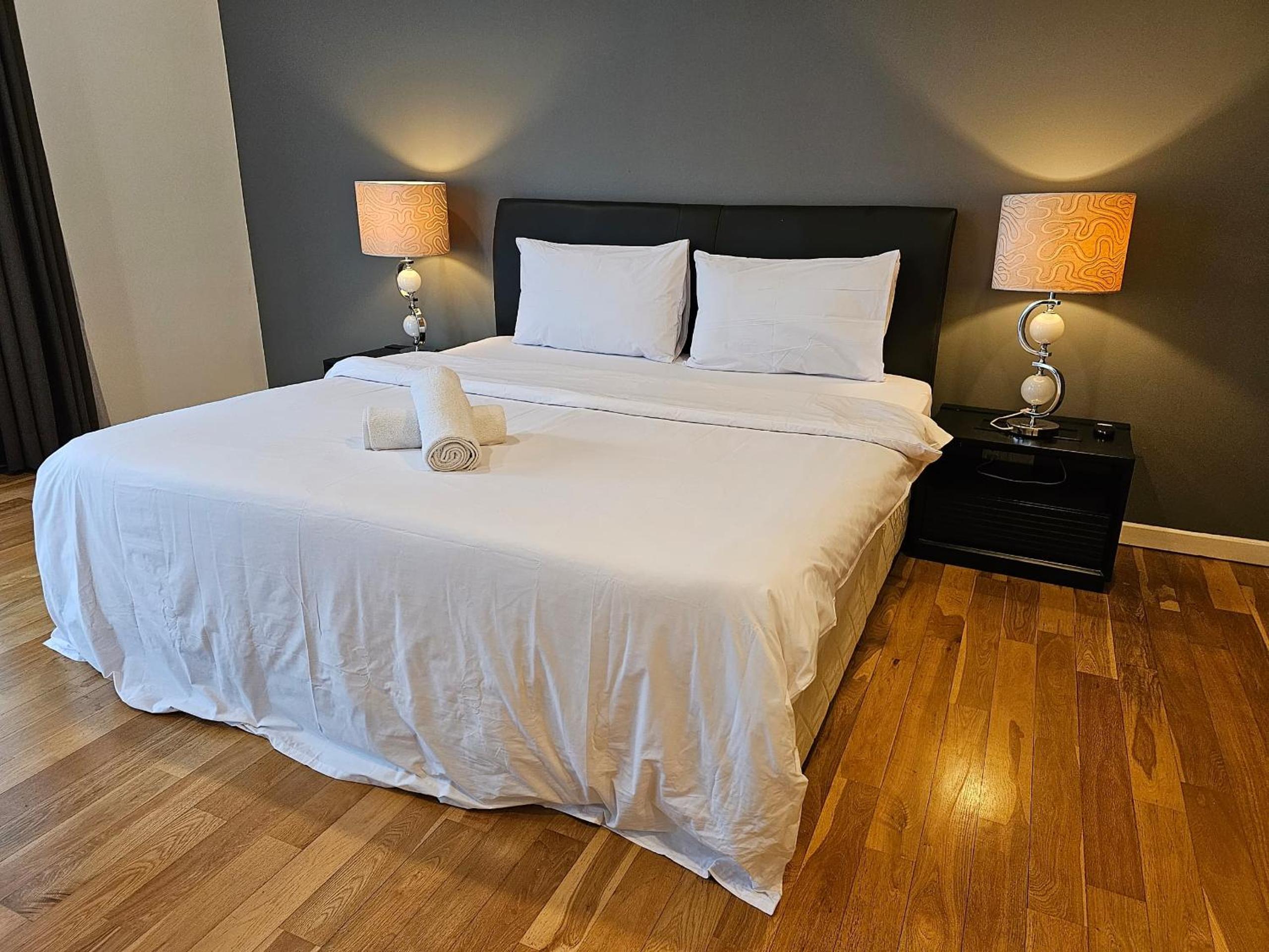 Luxurious Apartment St Mary Residences Resort Style