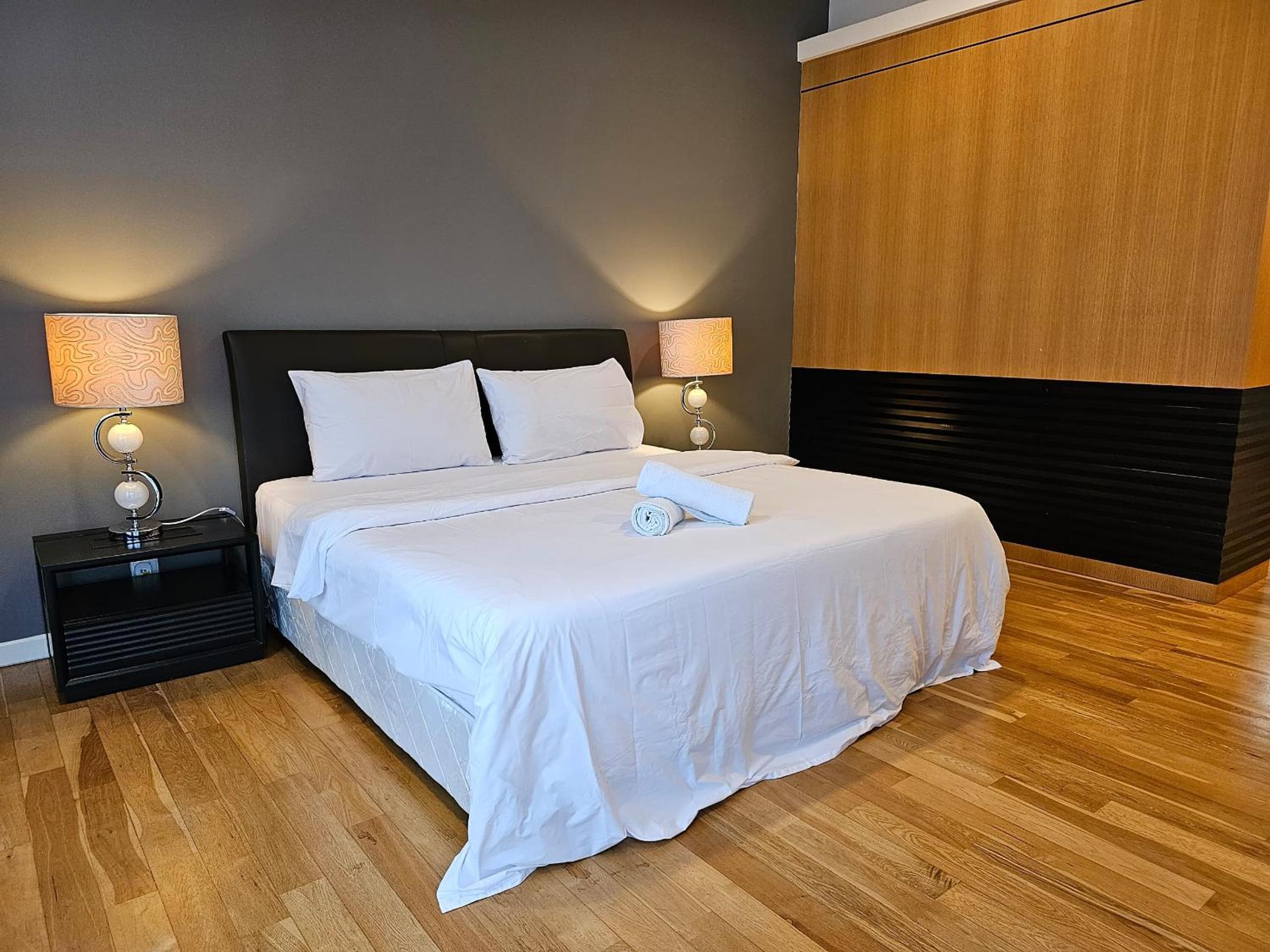 Luxurious Apartment St Mary Residences Resort Style