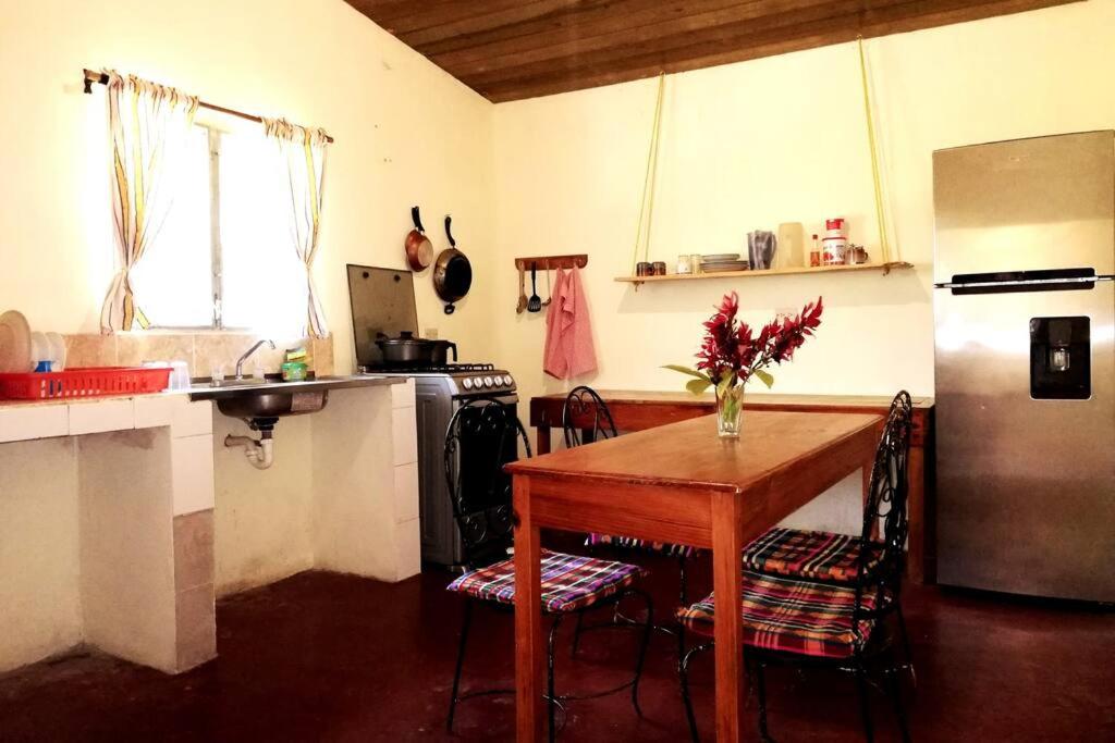 Ecolodge Guancascos, cabaña para 16 personas al pie del PN Celaque view 5
