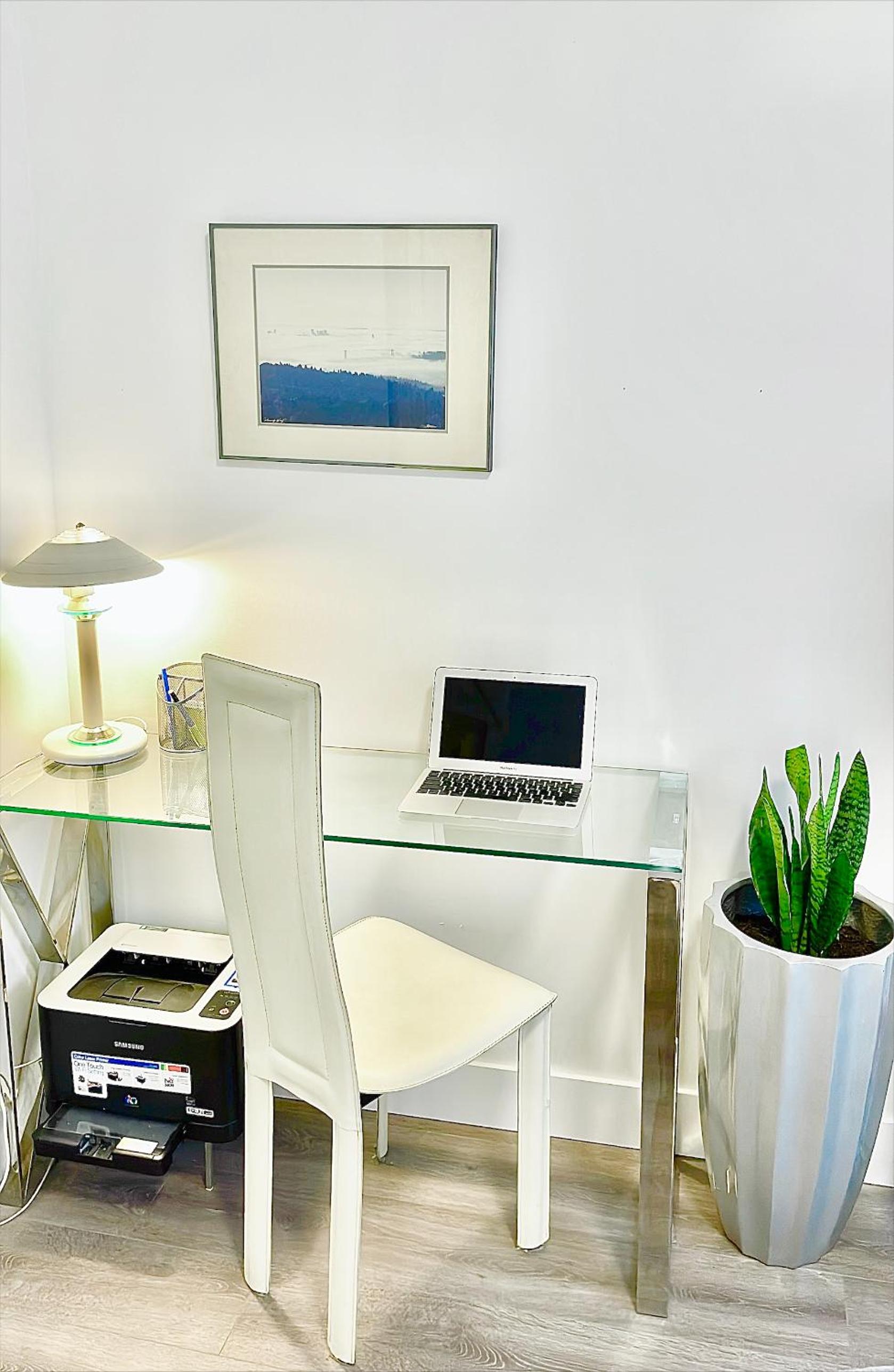 Entire NEW Cozy and Modern 2-storey HOUSE