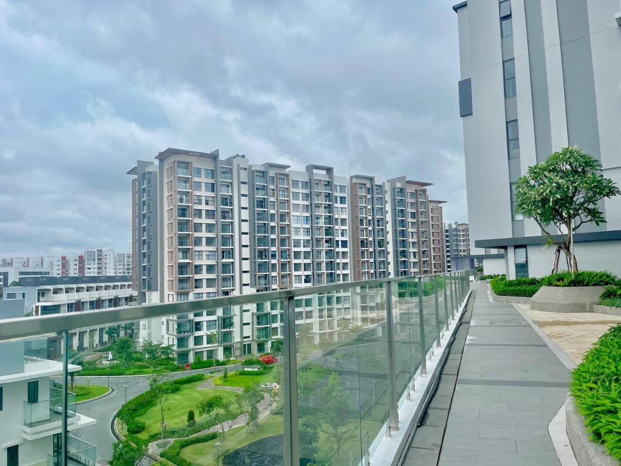 Cho thuê căn hộ 3pn2wc 117m2 Diamond Alnata Celadon city Tân Phú