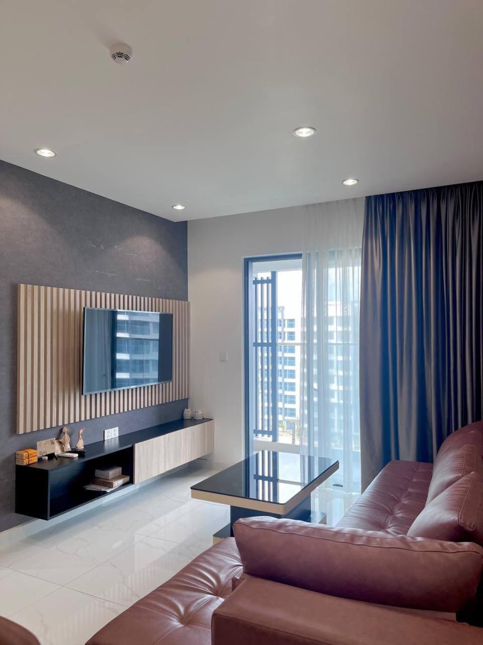 Cho thuê căn hộ 3pn2wc 117m2 Diamond Alnata Celadon city Tân Phú
