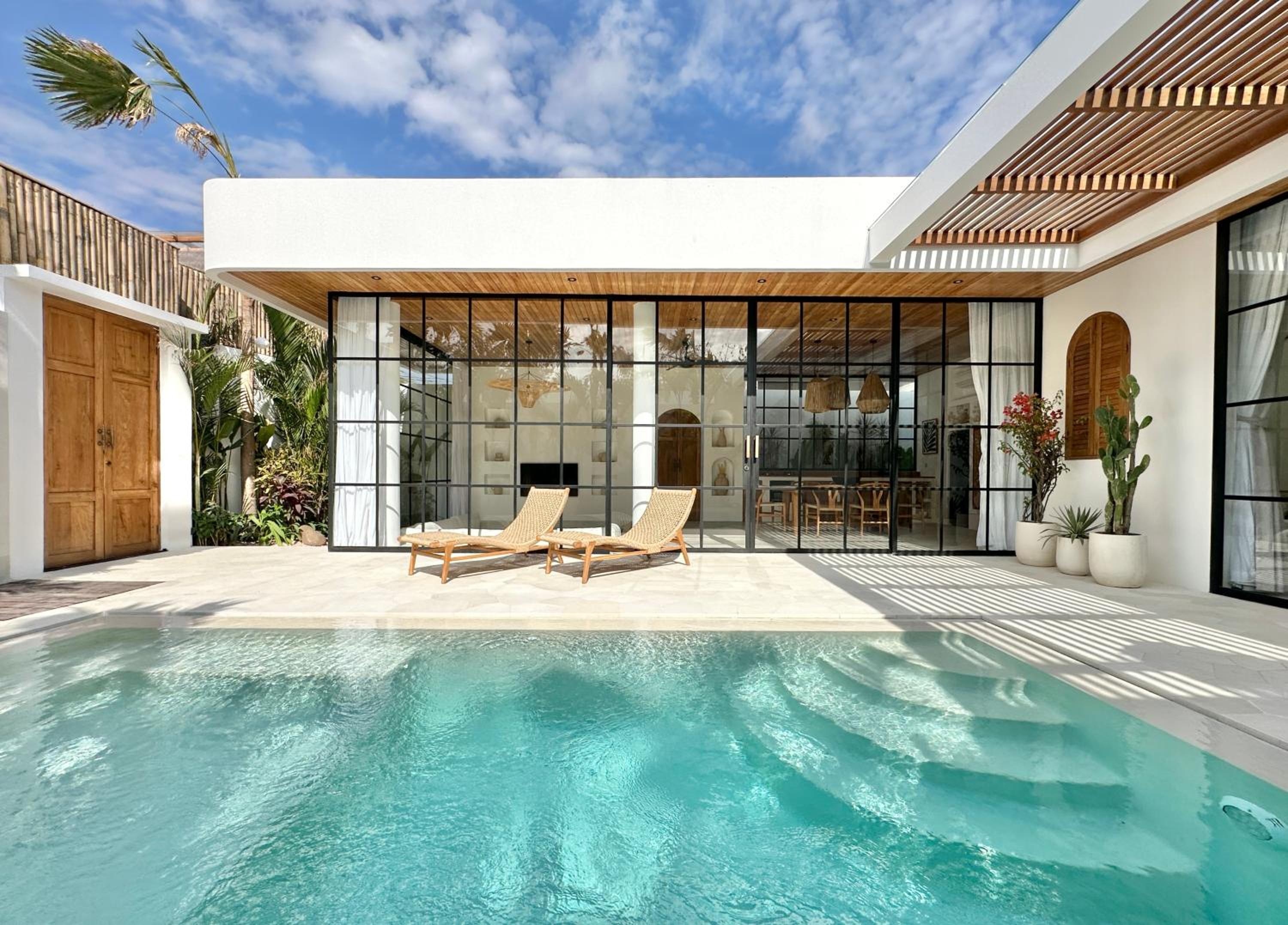 Two- bedroom Luxury Villas
