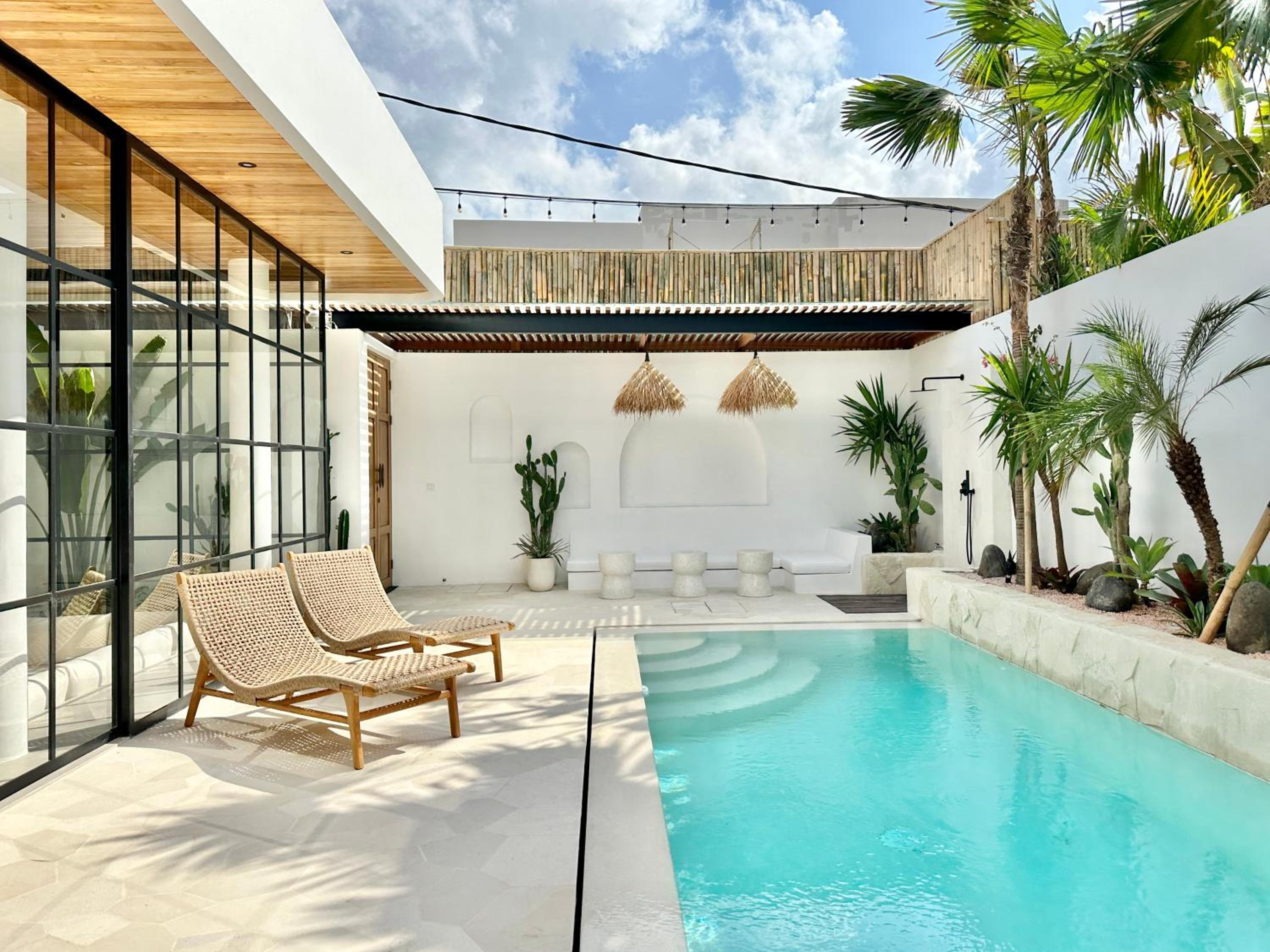 Two- bedroom Luxury Villas