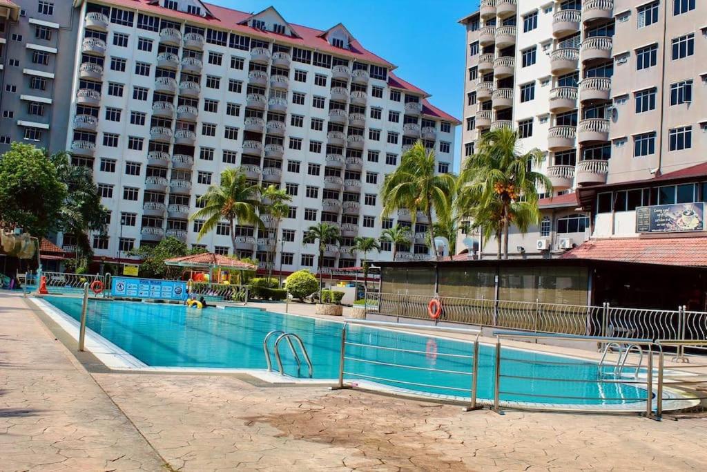 D'Melor Penthouse Glory Beach Resort photo 5