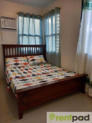 Fully Furnished 3 Bedroom House + Public Pool + Wi-Fi + Air conditioning view 4