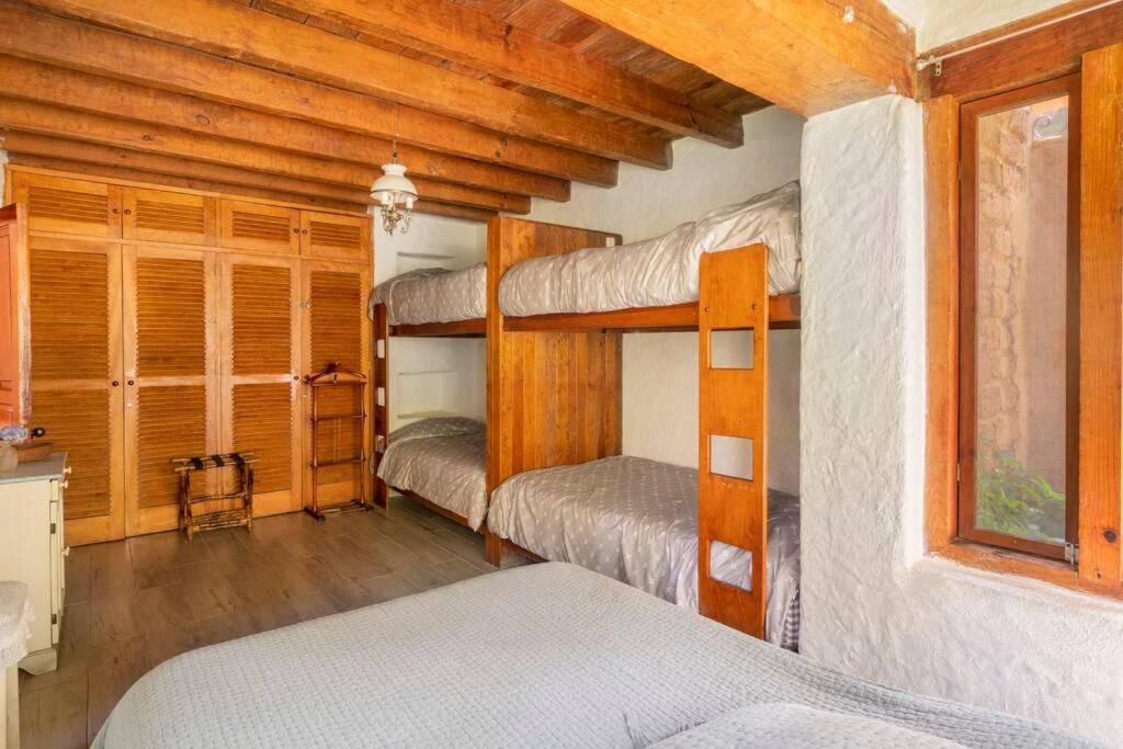 Casa Avándaro con alberca, Río, Bosque y Cocinera!