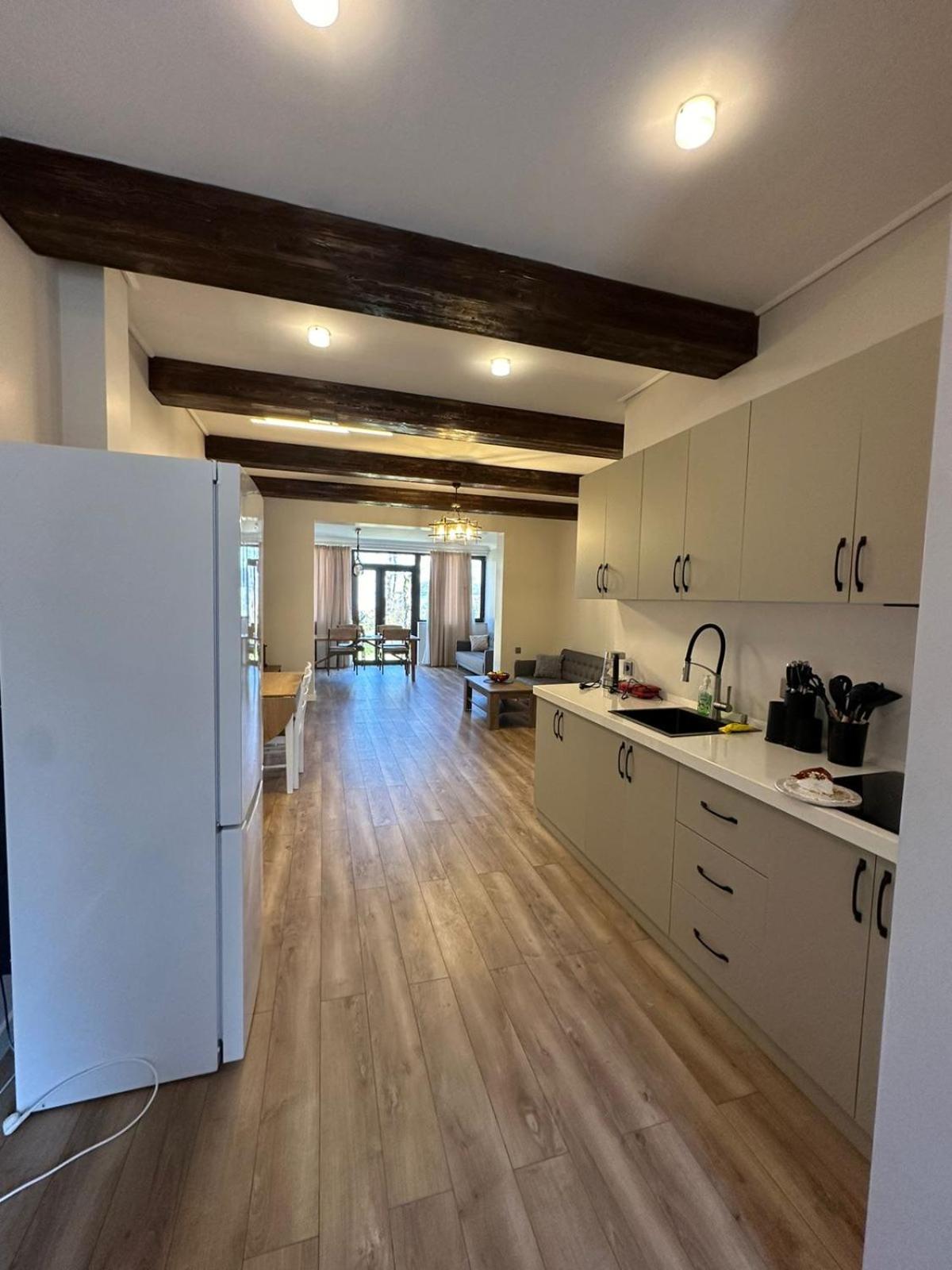 CHALET WOODS GUSAR