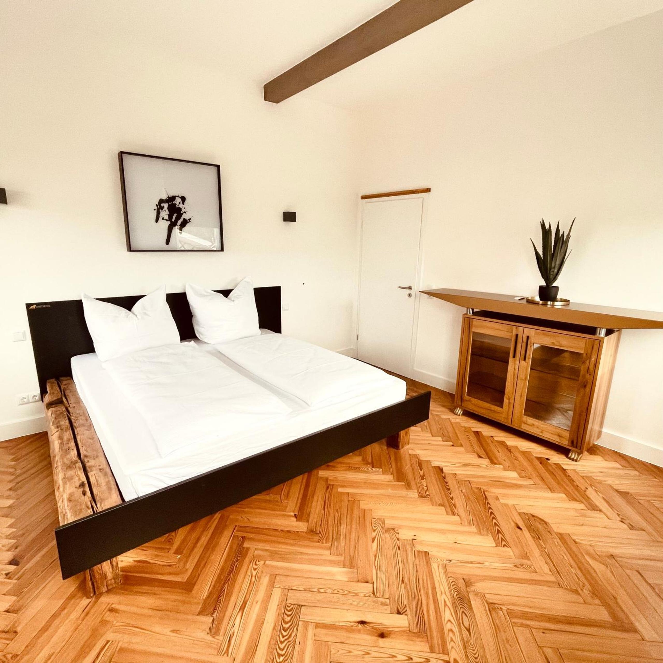 Löwe Apartments