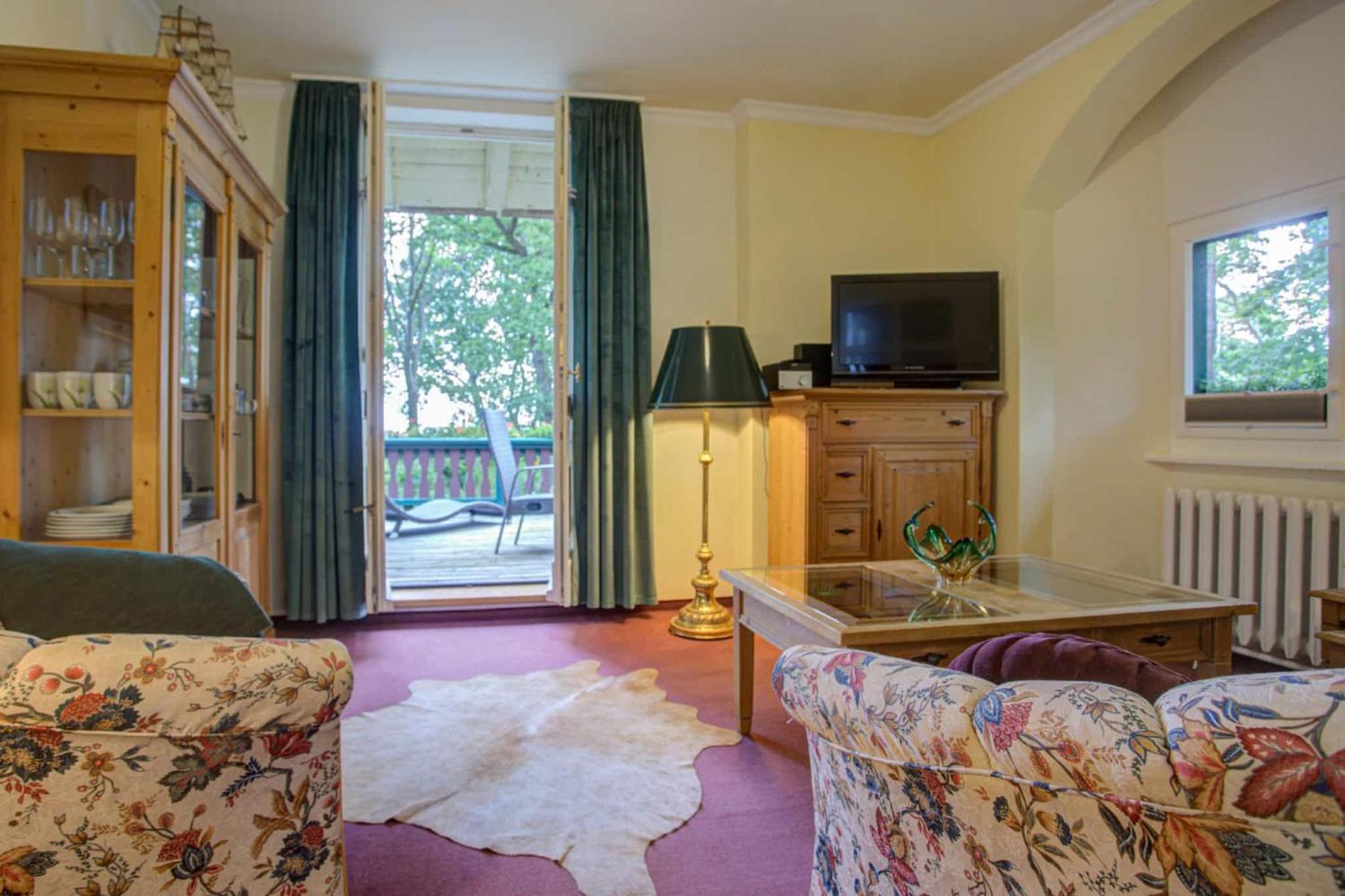 Strandvilla Hubertus Boltenhagen - Ferienwohnungen Apartment mit Parkplatz WLAN Küche Garten Grillplatz Waldbaden