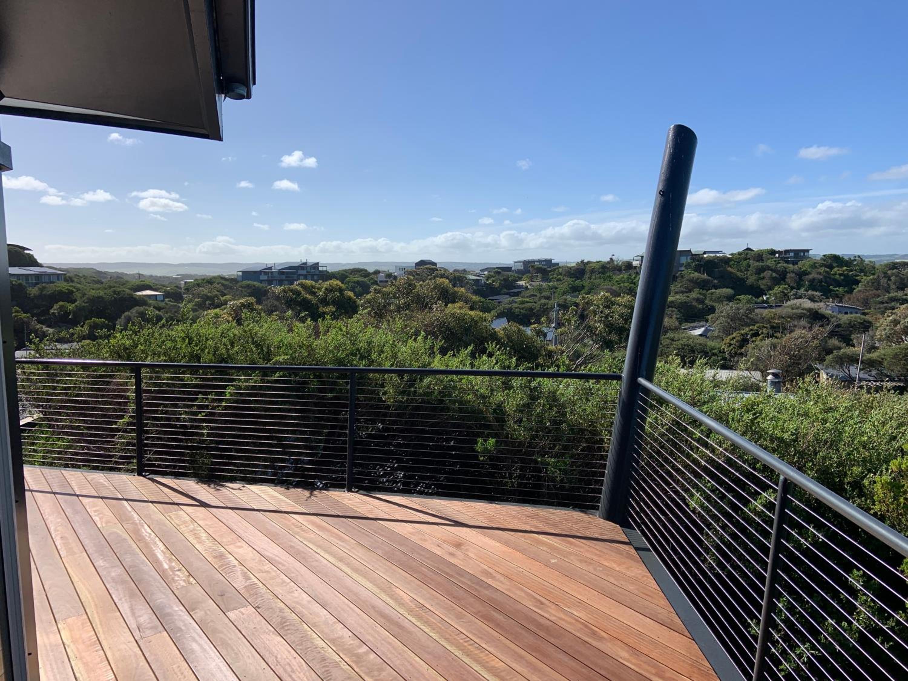 Beach Escape Penthouse 2 Bdr Apartment