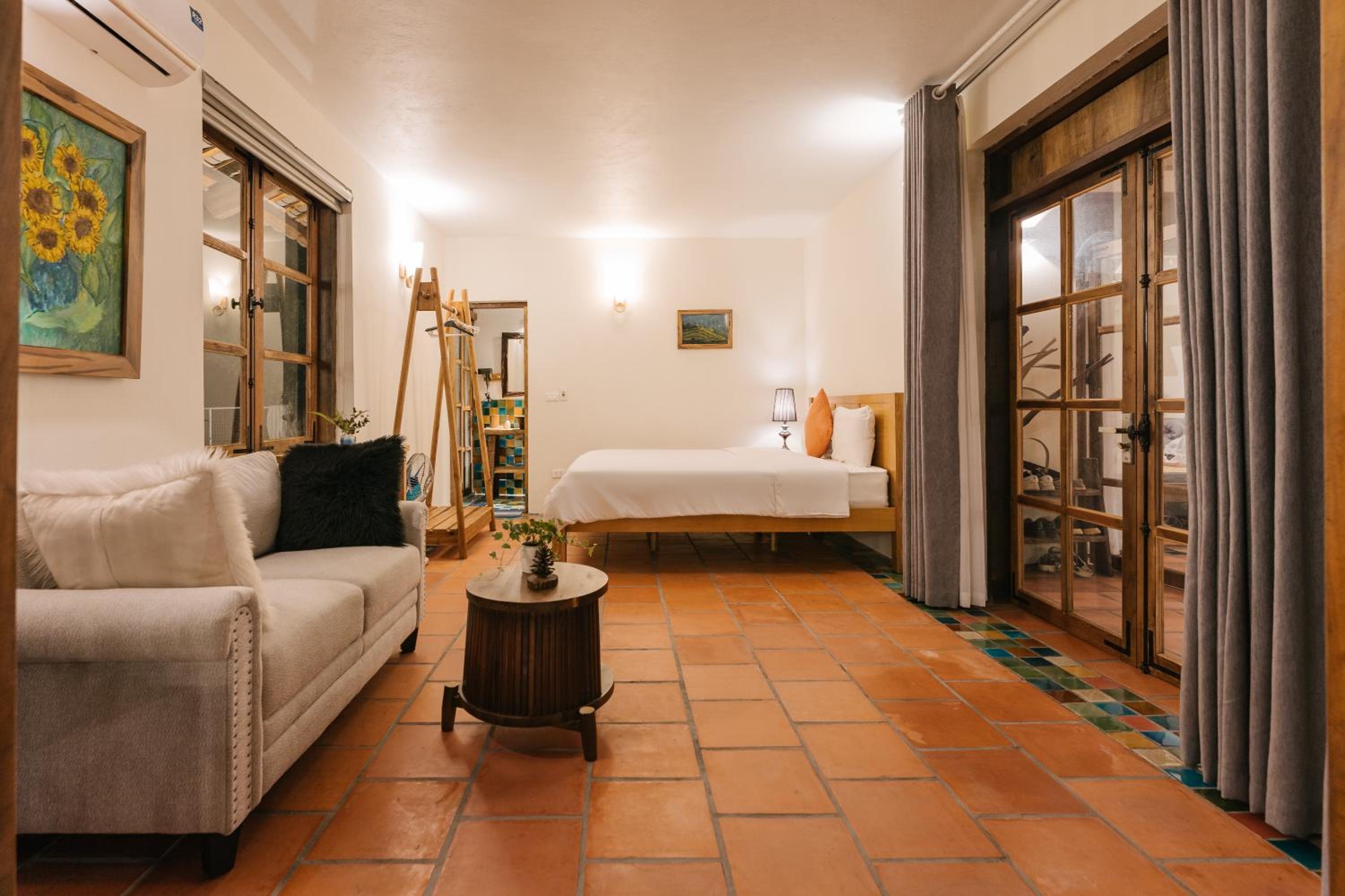 hotel room