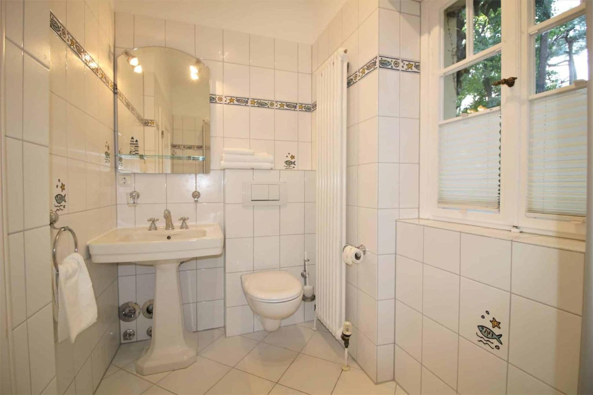 Strandvilla Hubertus Boltenhagen - Ferienwohnungen Apartment mit Parkplatz WLAN Küche Garten Grillplatz Waldbaden