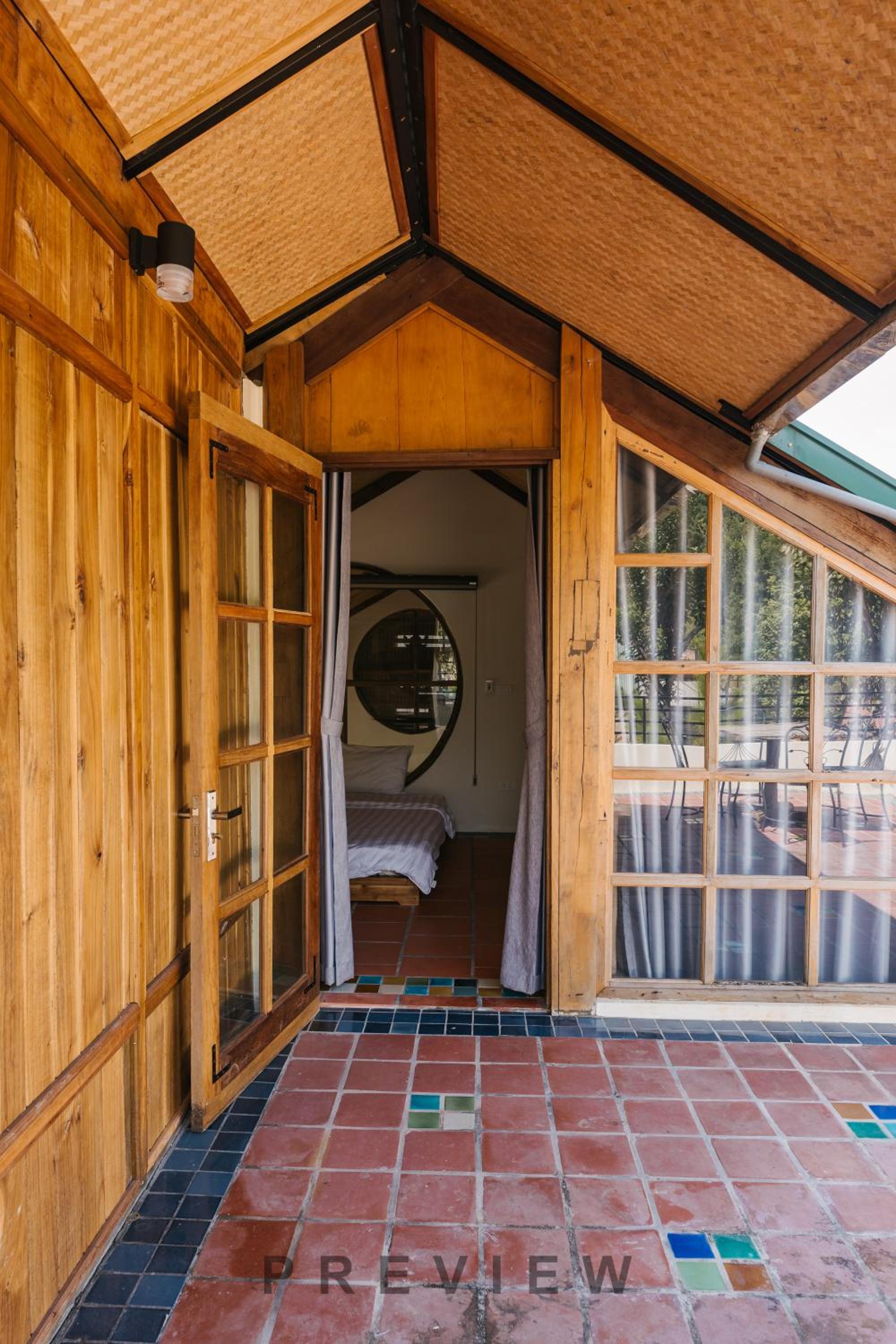 Lee house