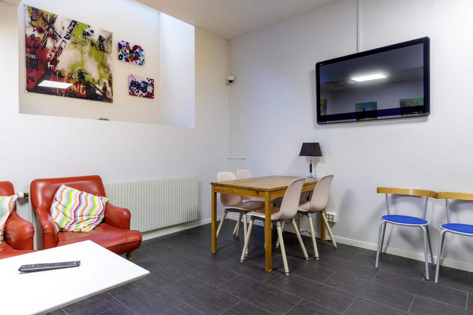 City Hostel