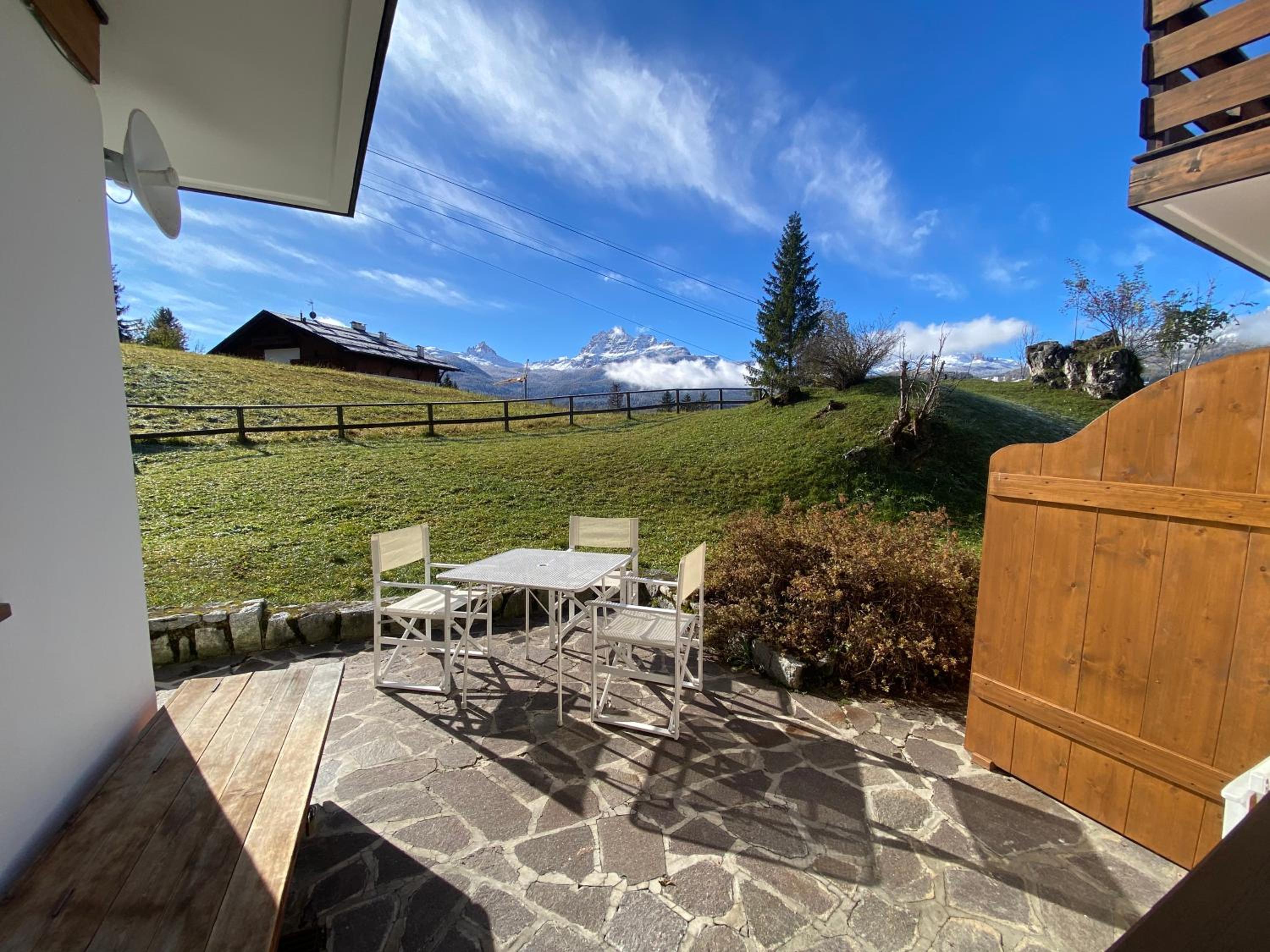 FALORIA APARTMENT-splendid view