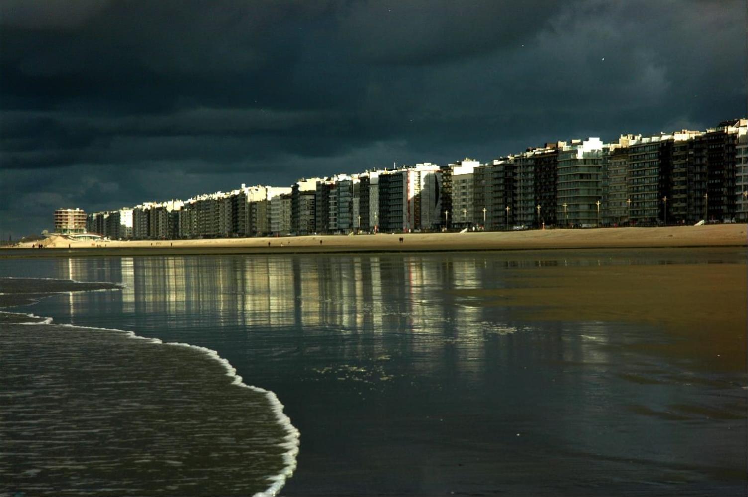Caravan Aan Zee Arnani