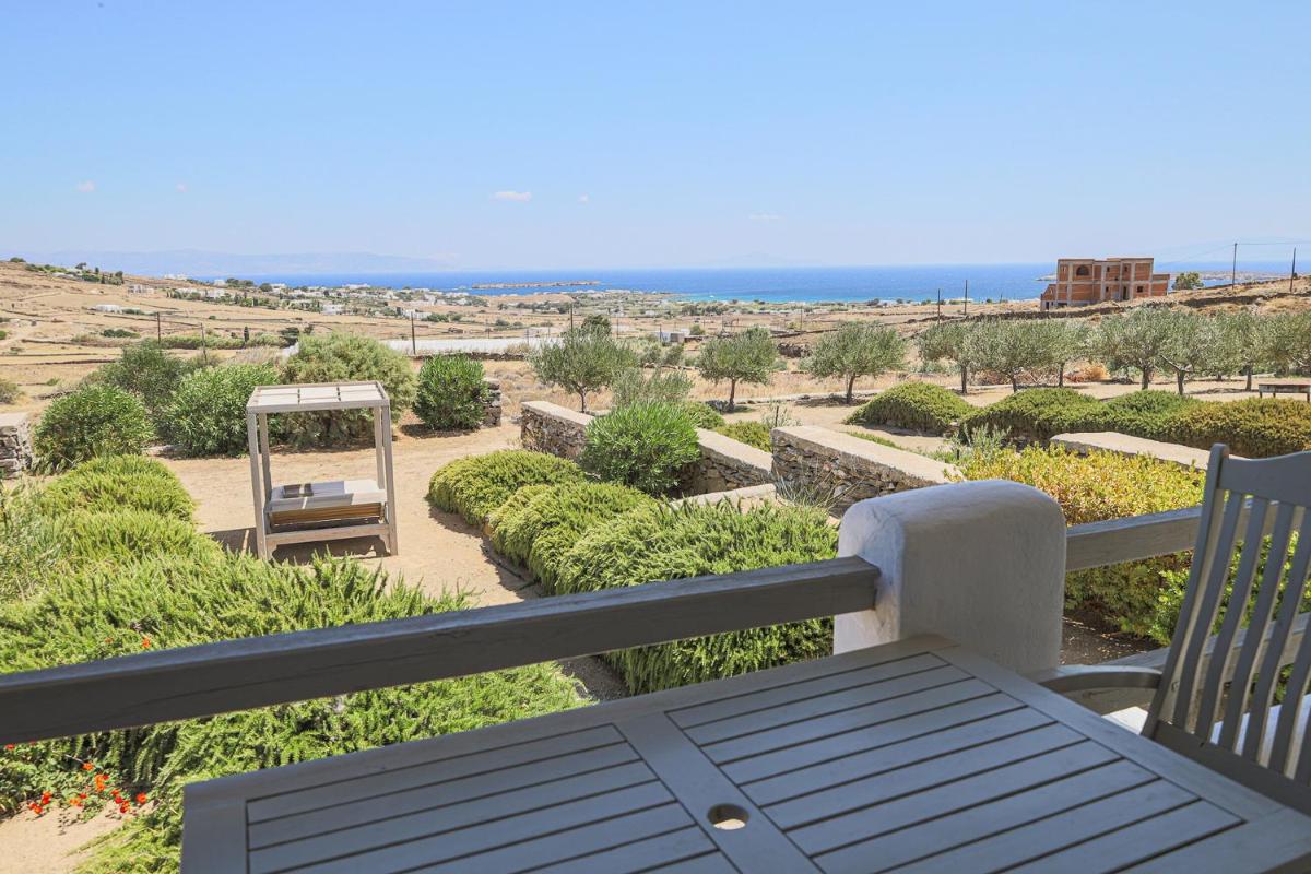 Elysium Paros Houses