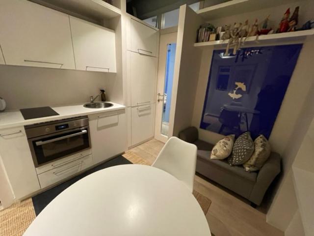 Modern self-contained Ground and Basement studios