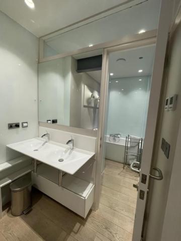 Modern self-contained Ground and Basement studios