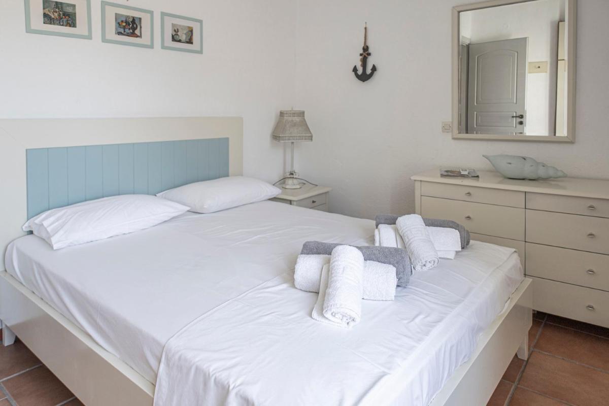 Elysium Paros Houses