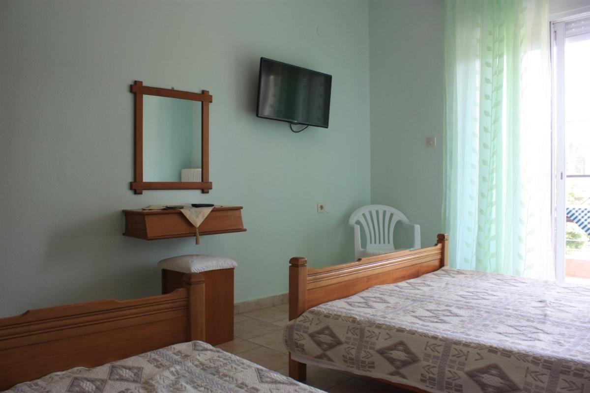 Photo 44