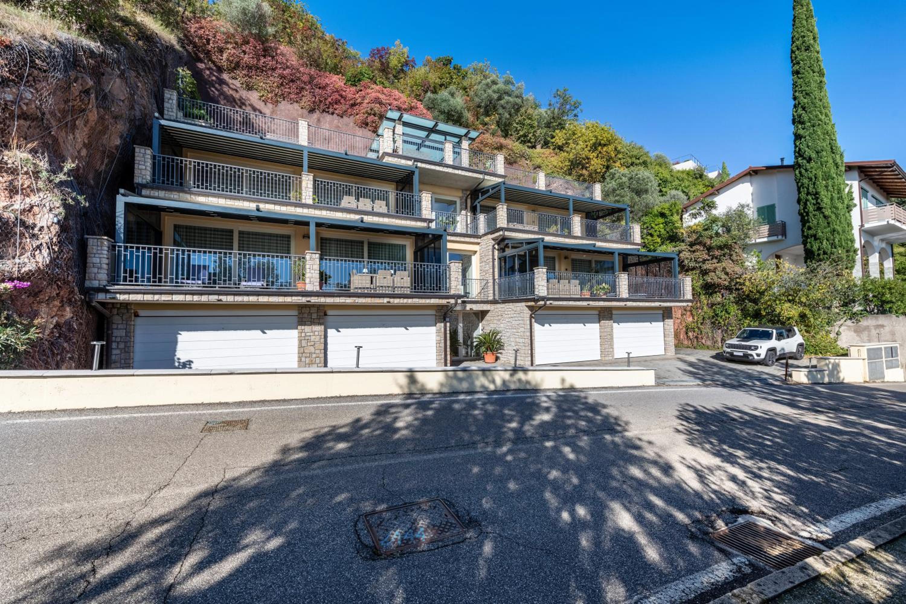 Residence Virgilio Red view 5