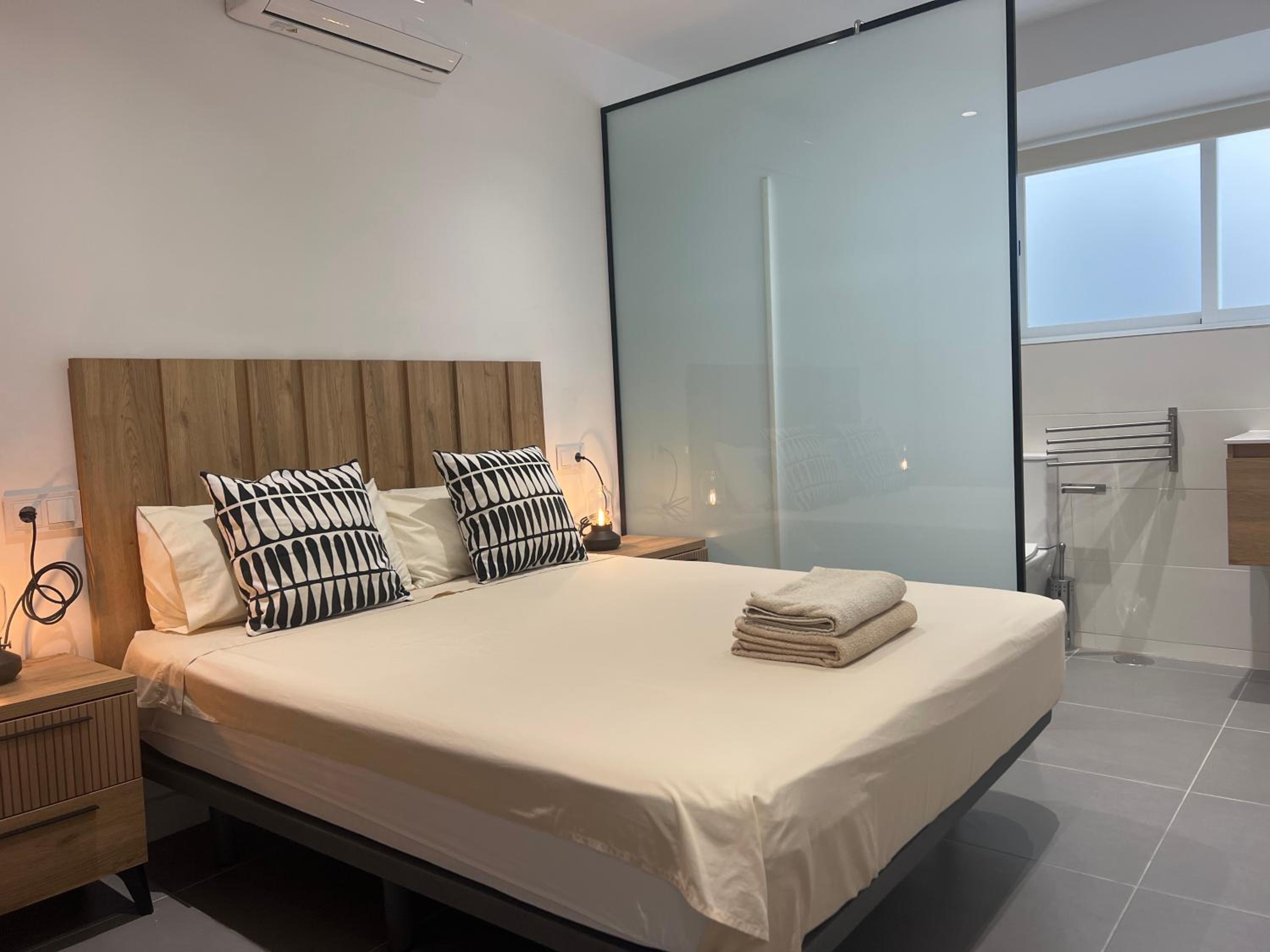 Cozy Apartment Malaga Center near Teatro Cervantes