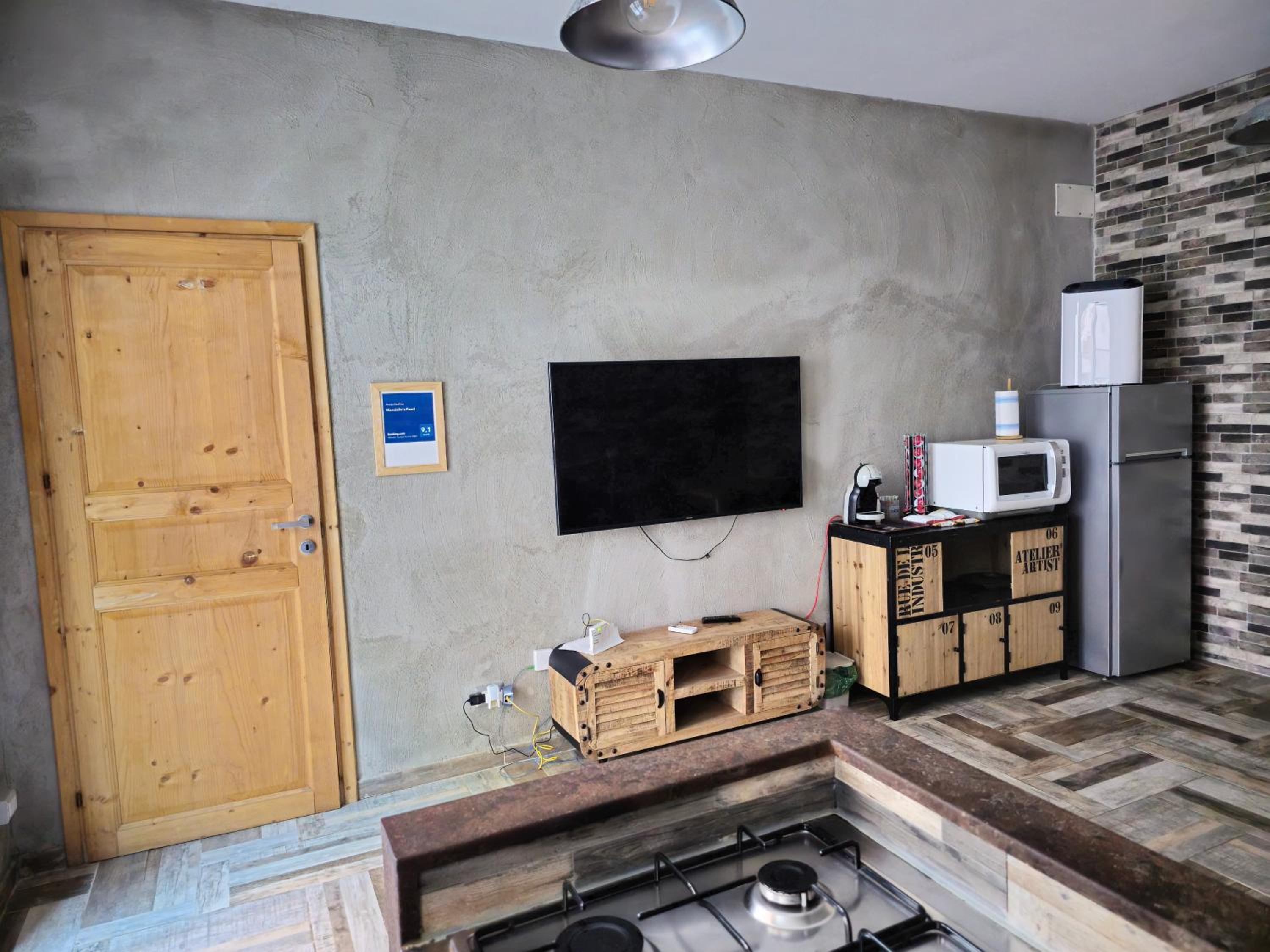 Photo 10