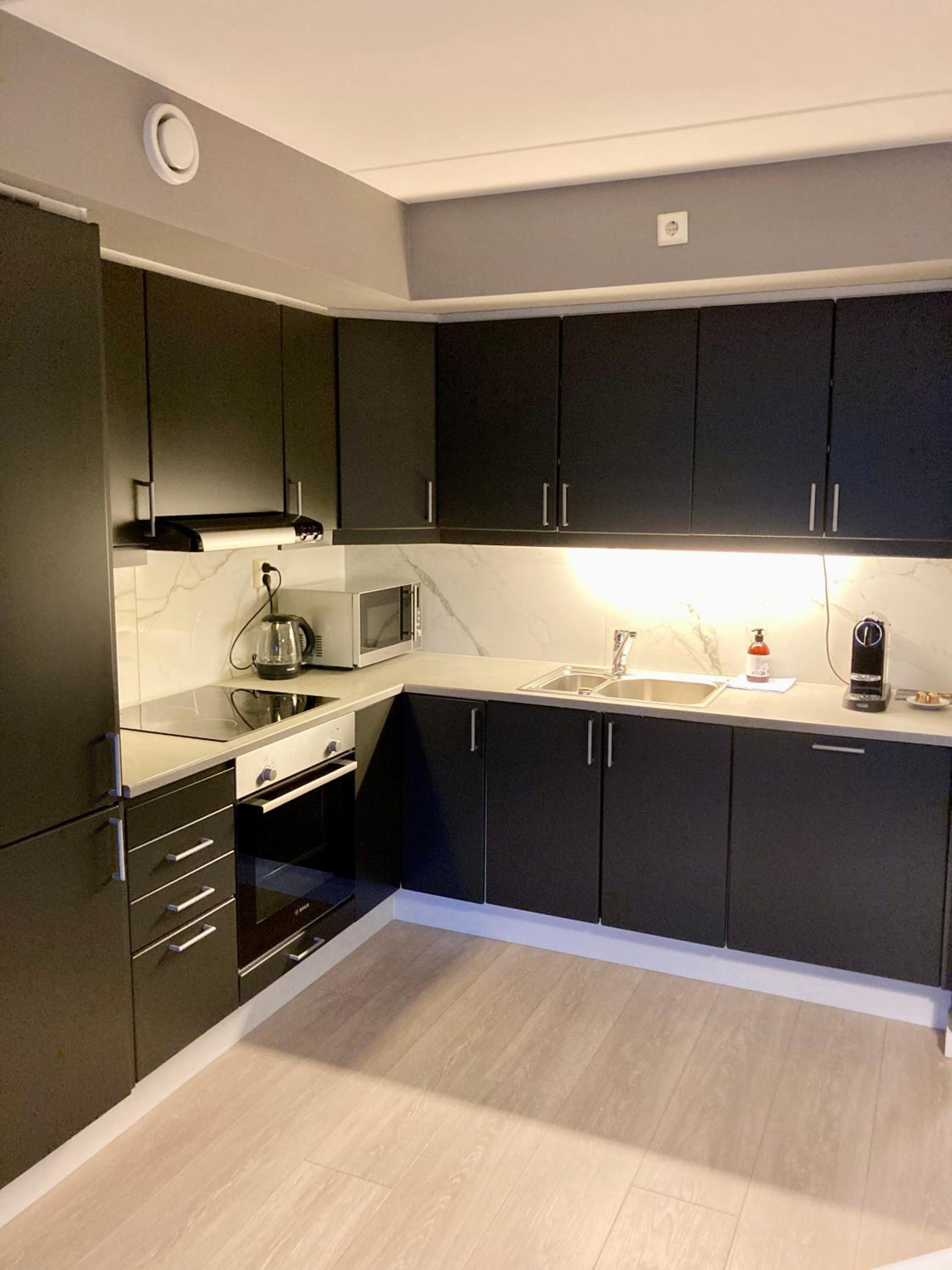 Modern 2 bedroom apartment in Oslo city centre view 2