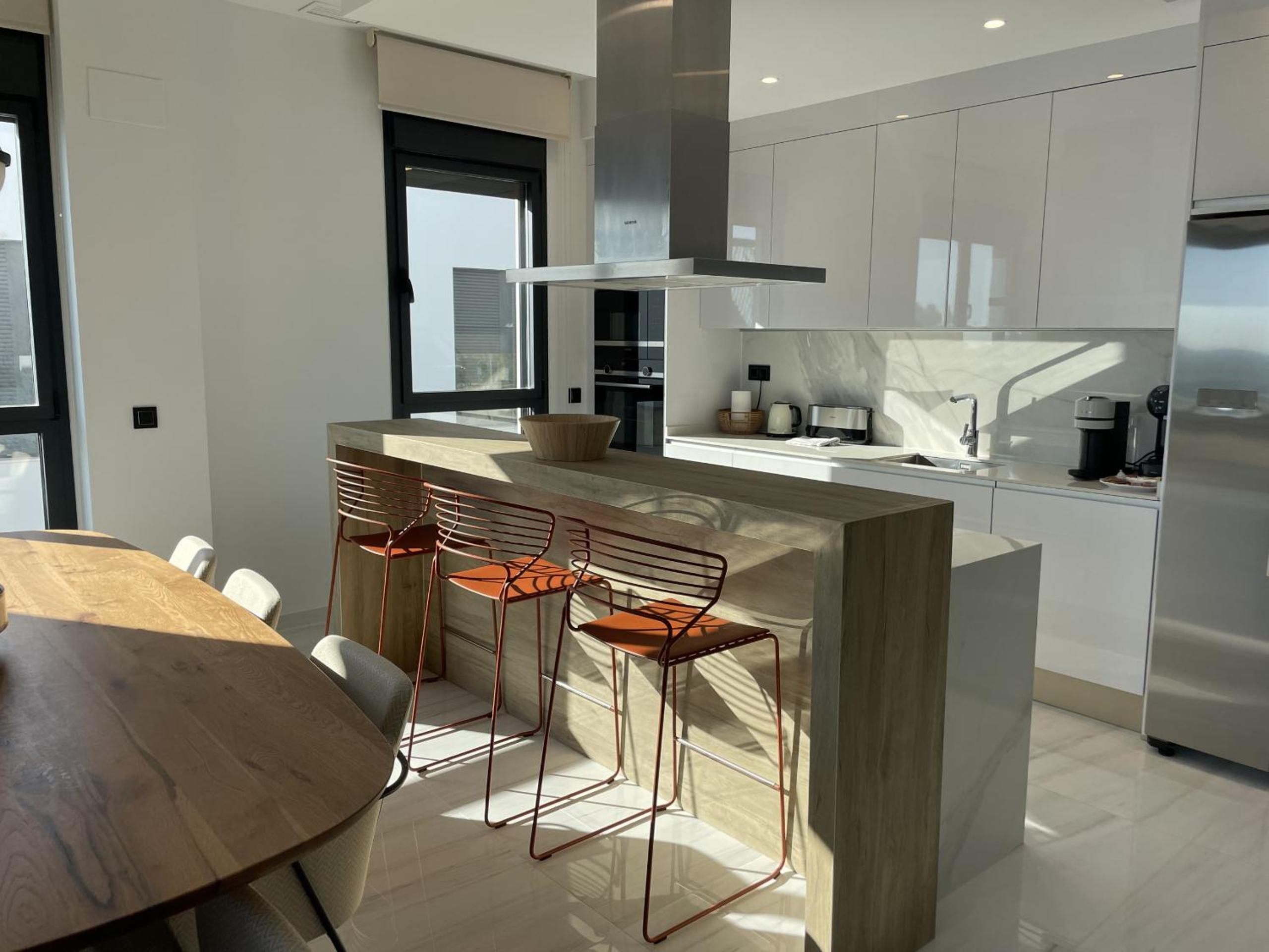 Luxury Sea View Penthouse by United Renters
