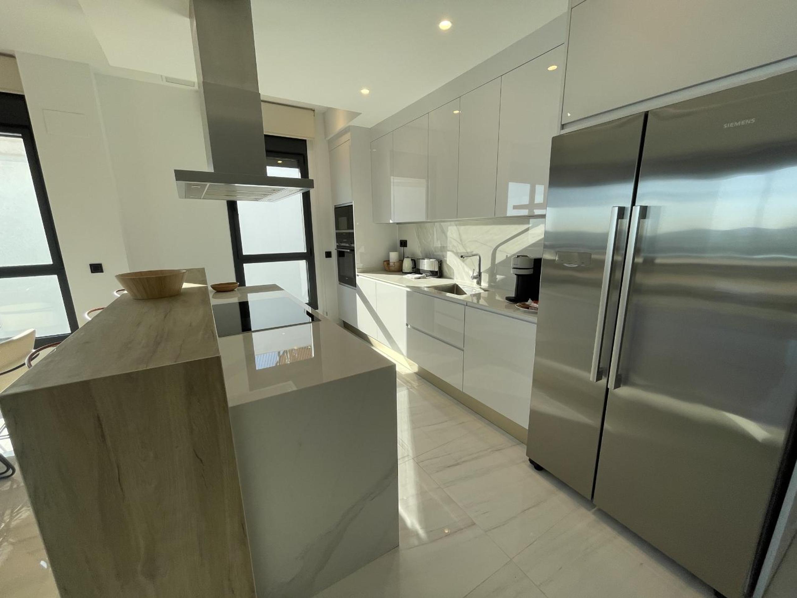 Luxury Sea View Penthouse by United Renters