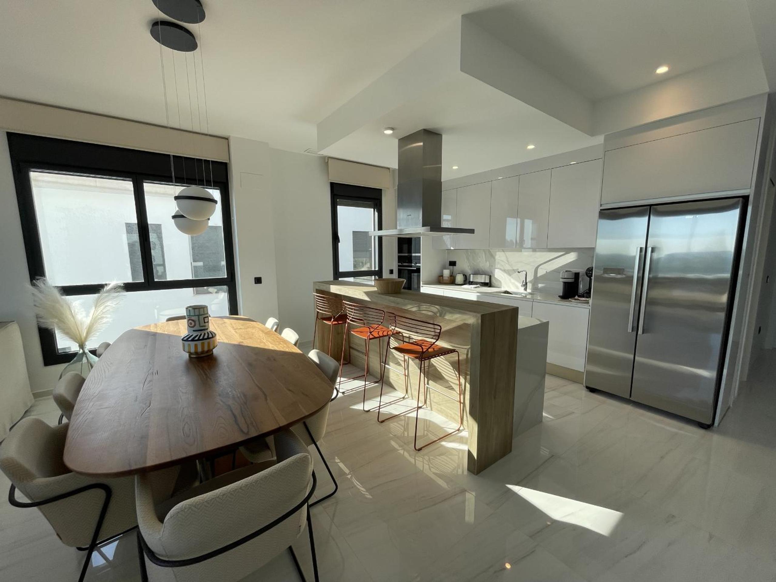 Luxury Sea View Penthouse by United Renters
