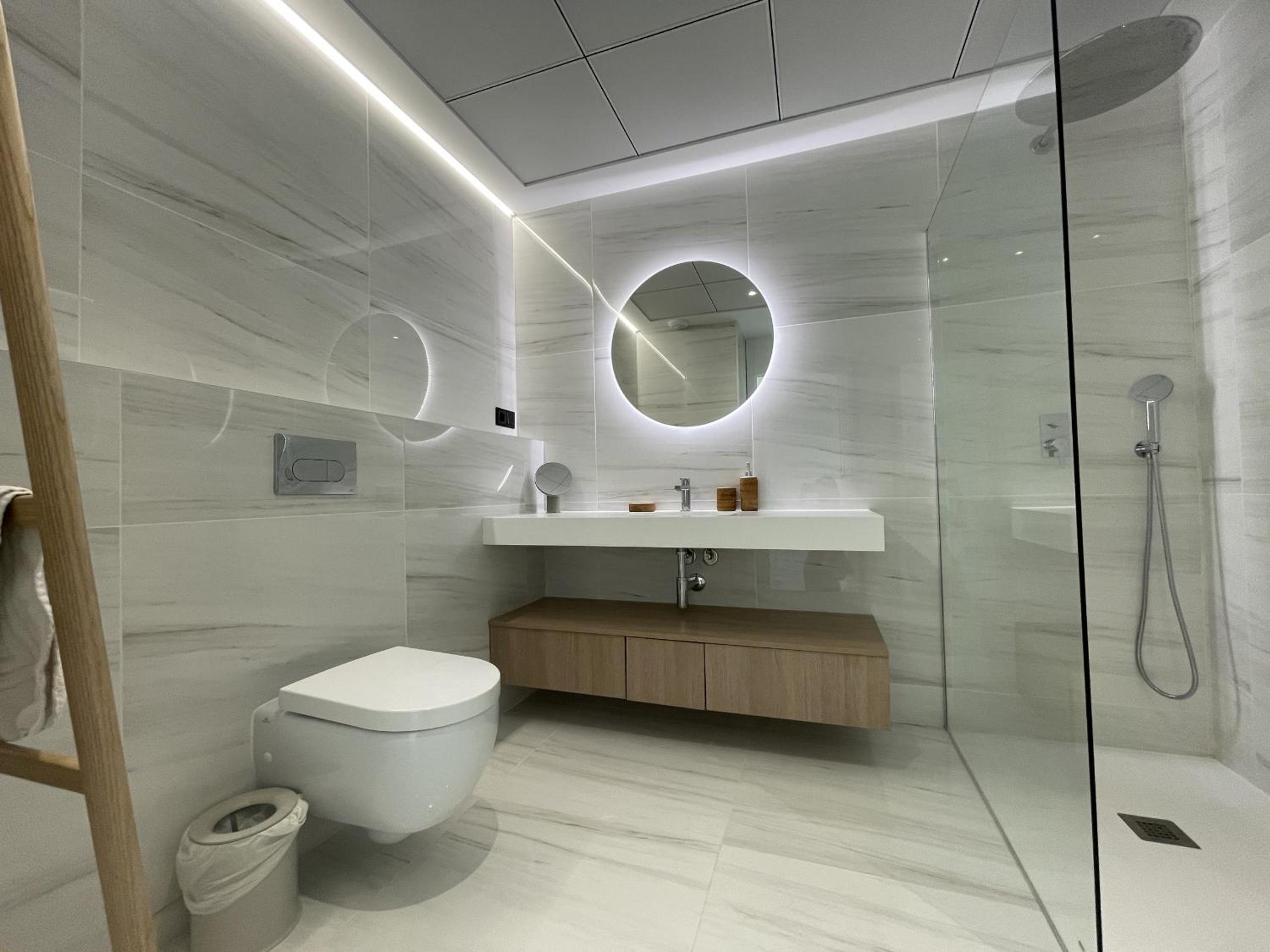 Luxury Sea View Penthouse by United Renters