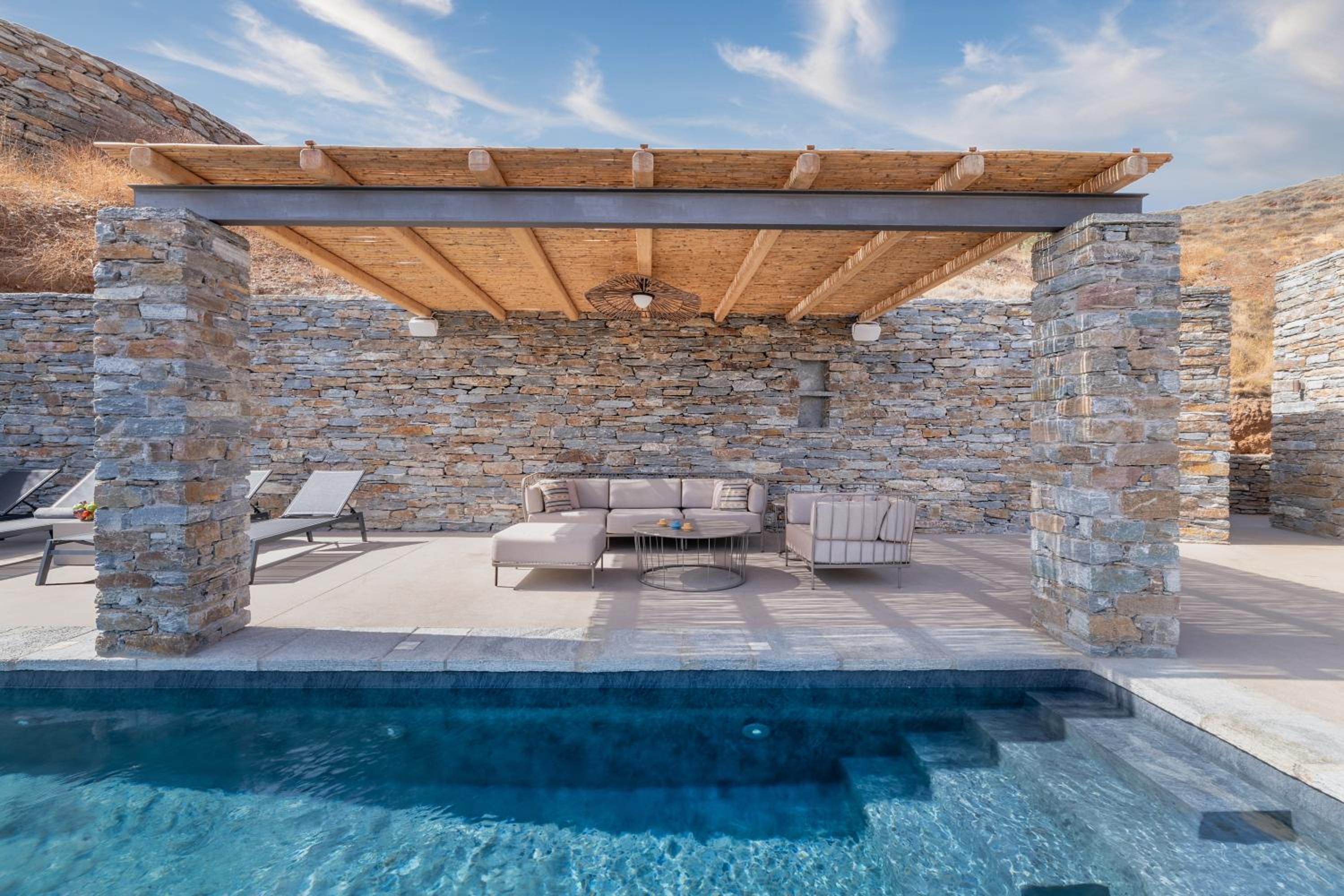 AJ VILLA KEA view 5