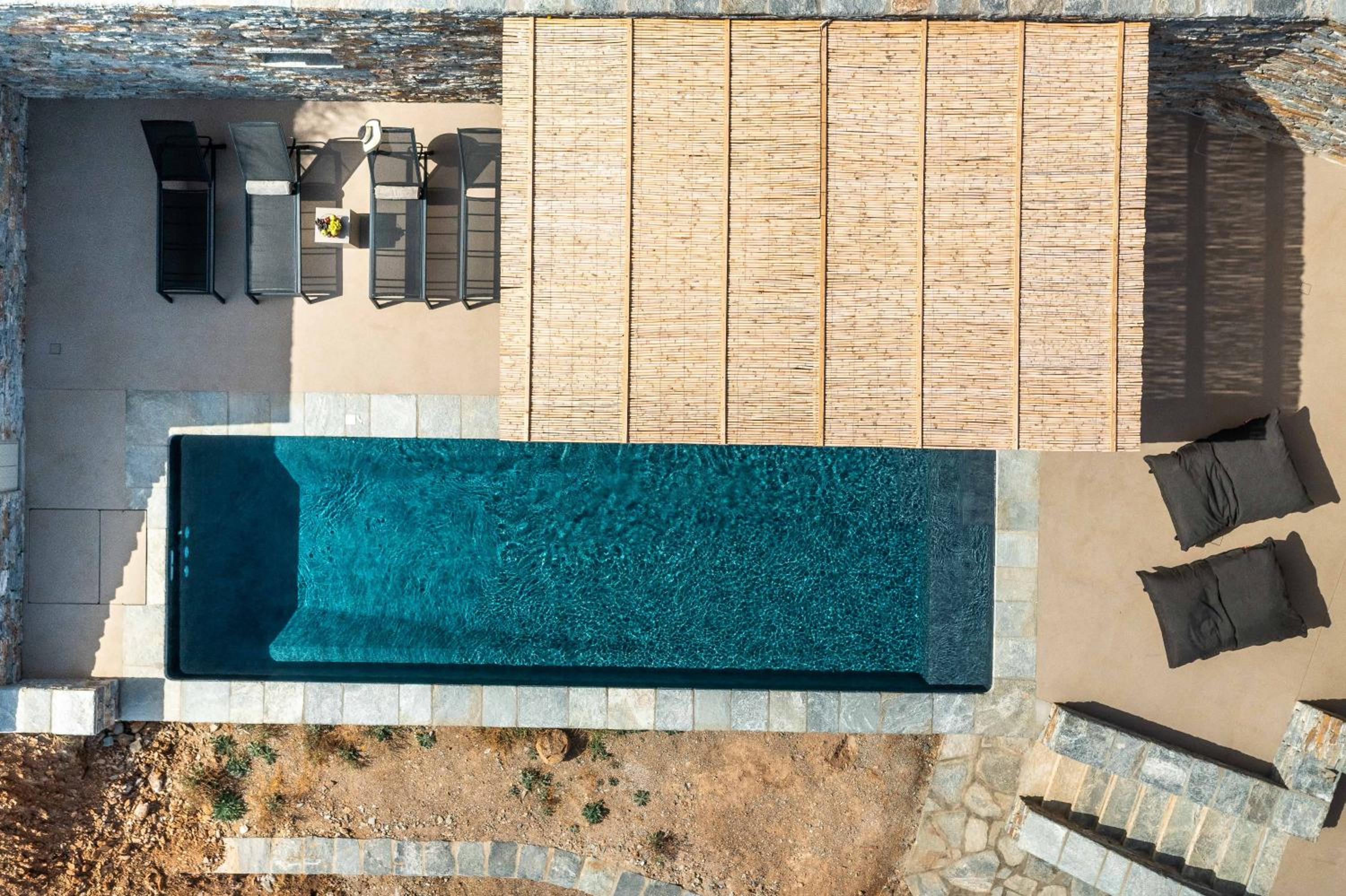 AJ VILLA KEA view 3