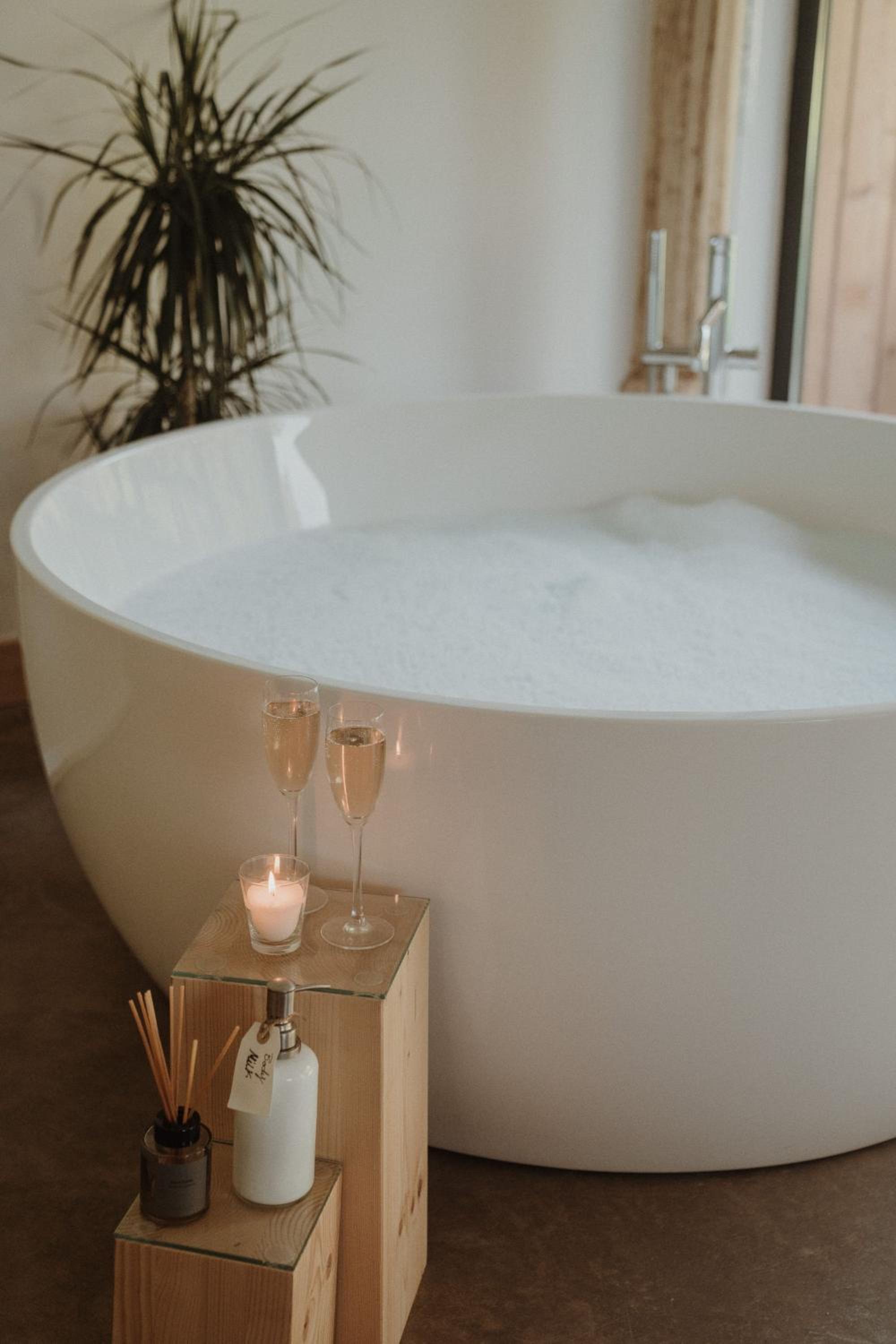 VIBE LUXURY CABINS