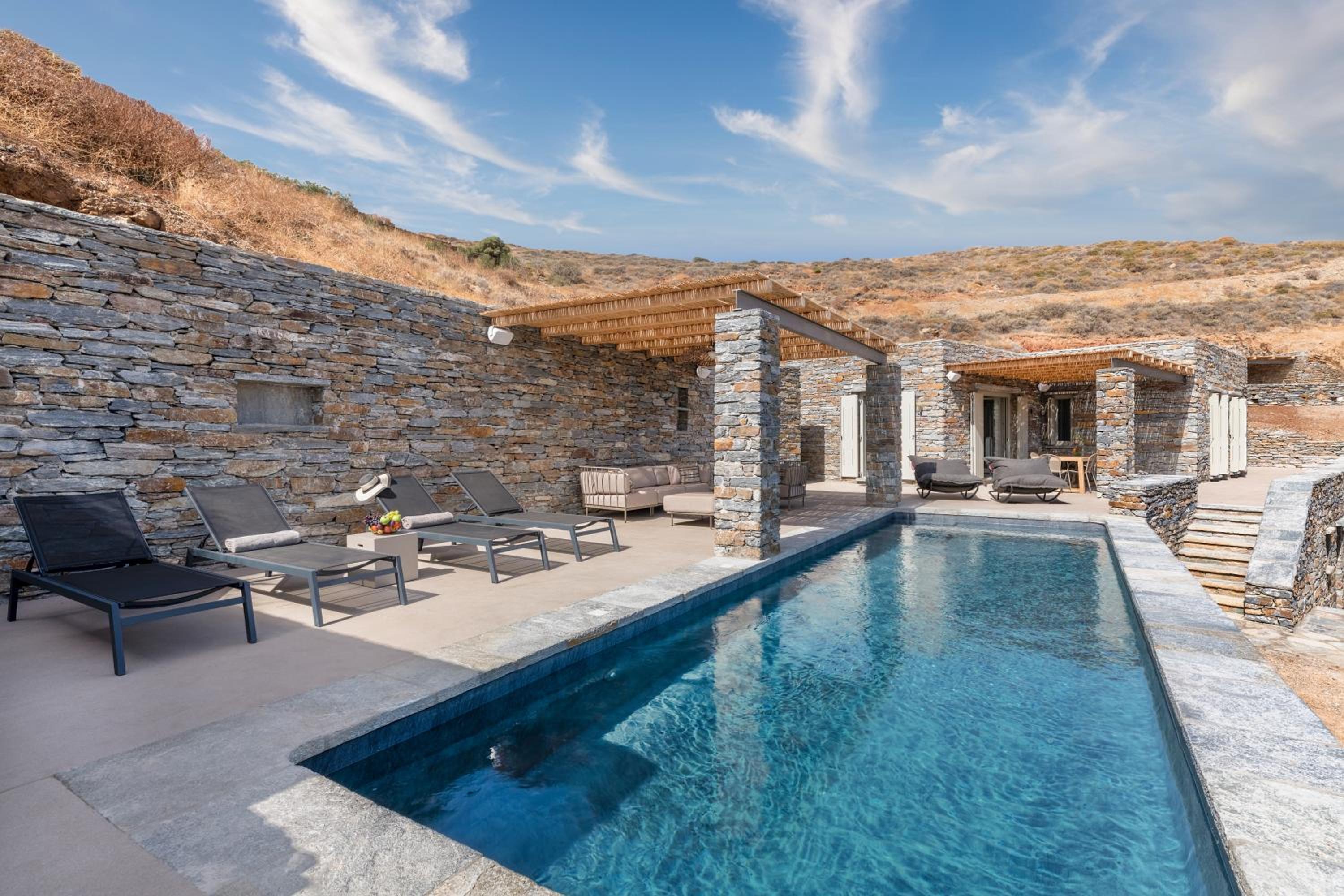 AJ VILLA KEA view 4