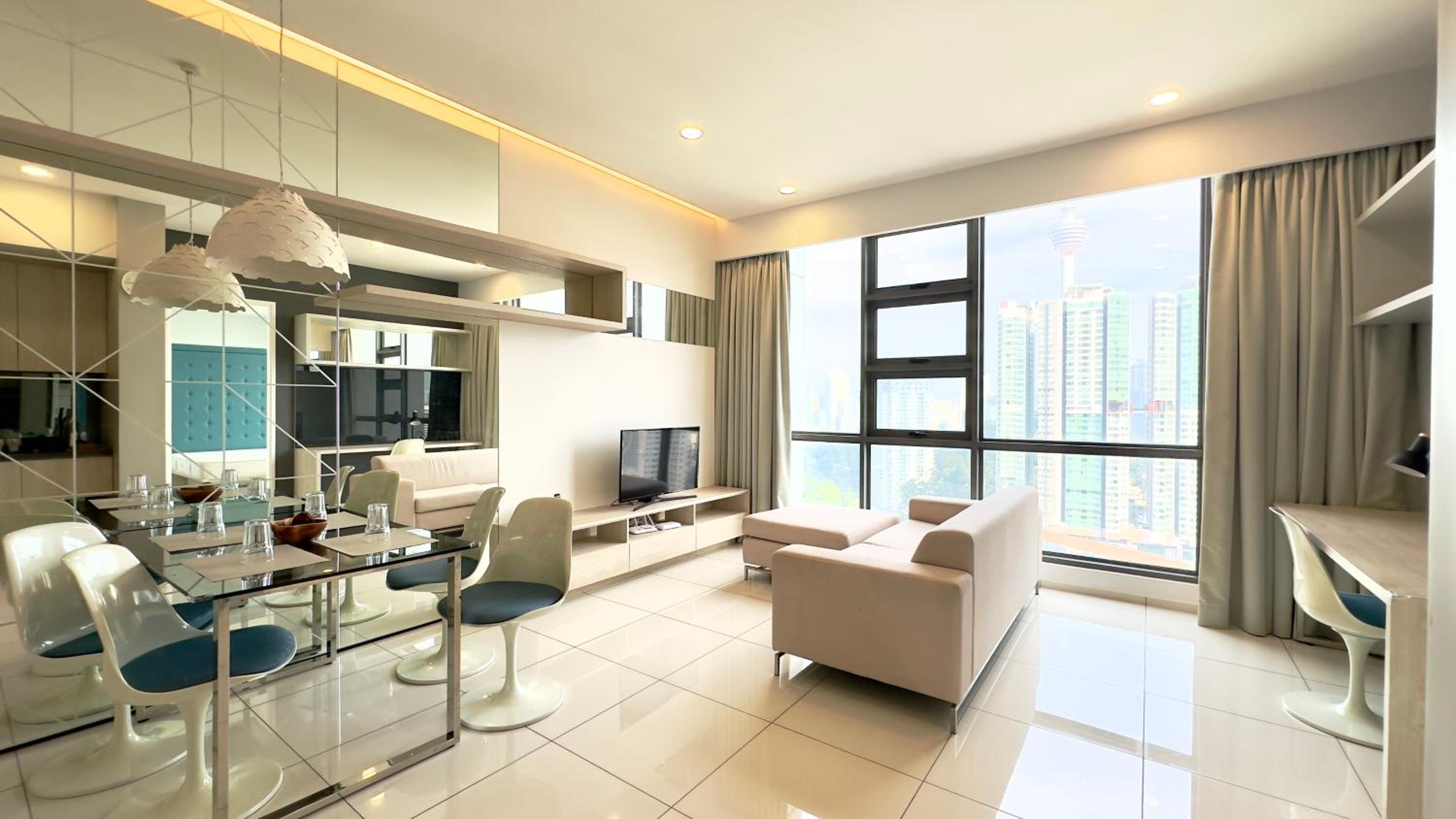 Extravagant Family-Biz Nest @ Robertson 30F